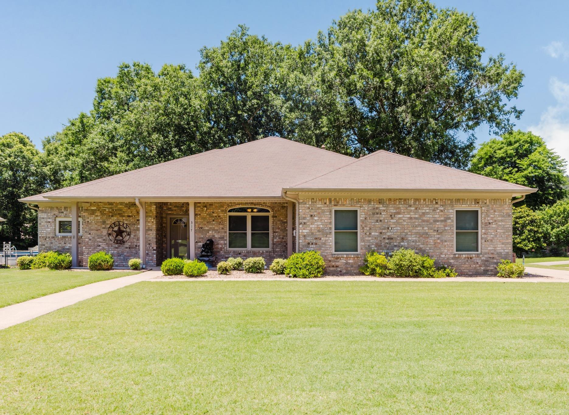 317 Fair Oaks  Jacksonville, AR