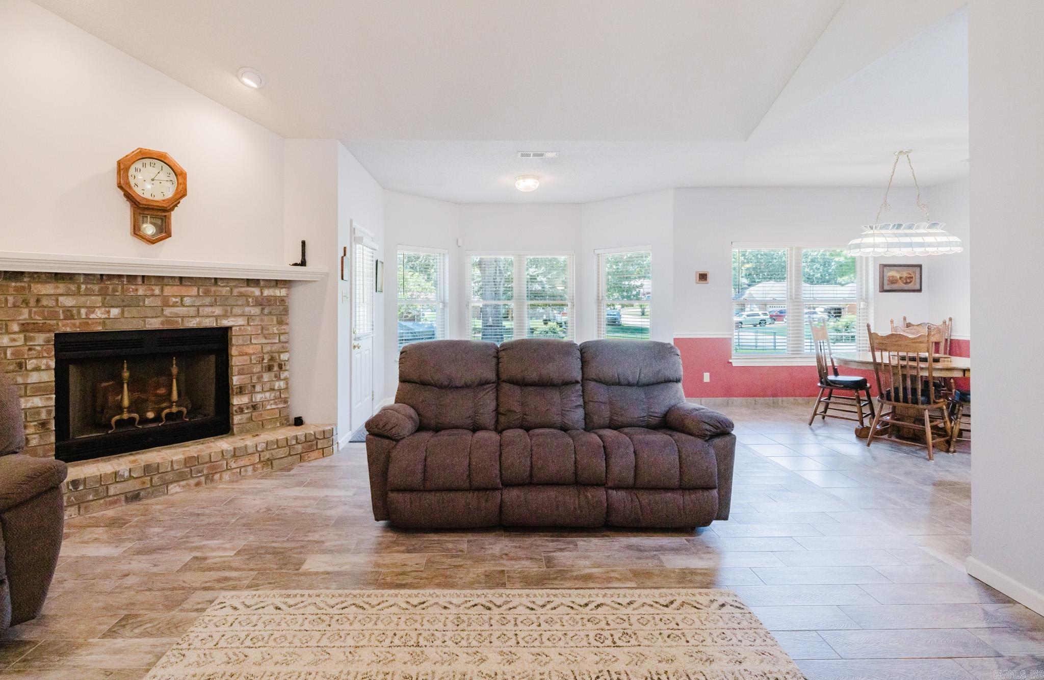 317 Fair Oaks  Jacksonville, AR
