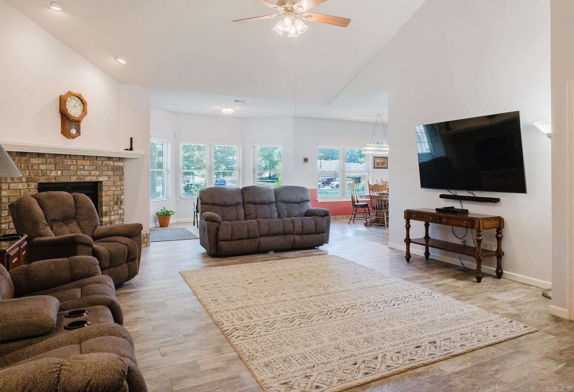 317 Fair Oaks  Jacksonville, AR