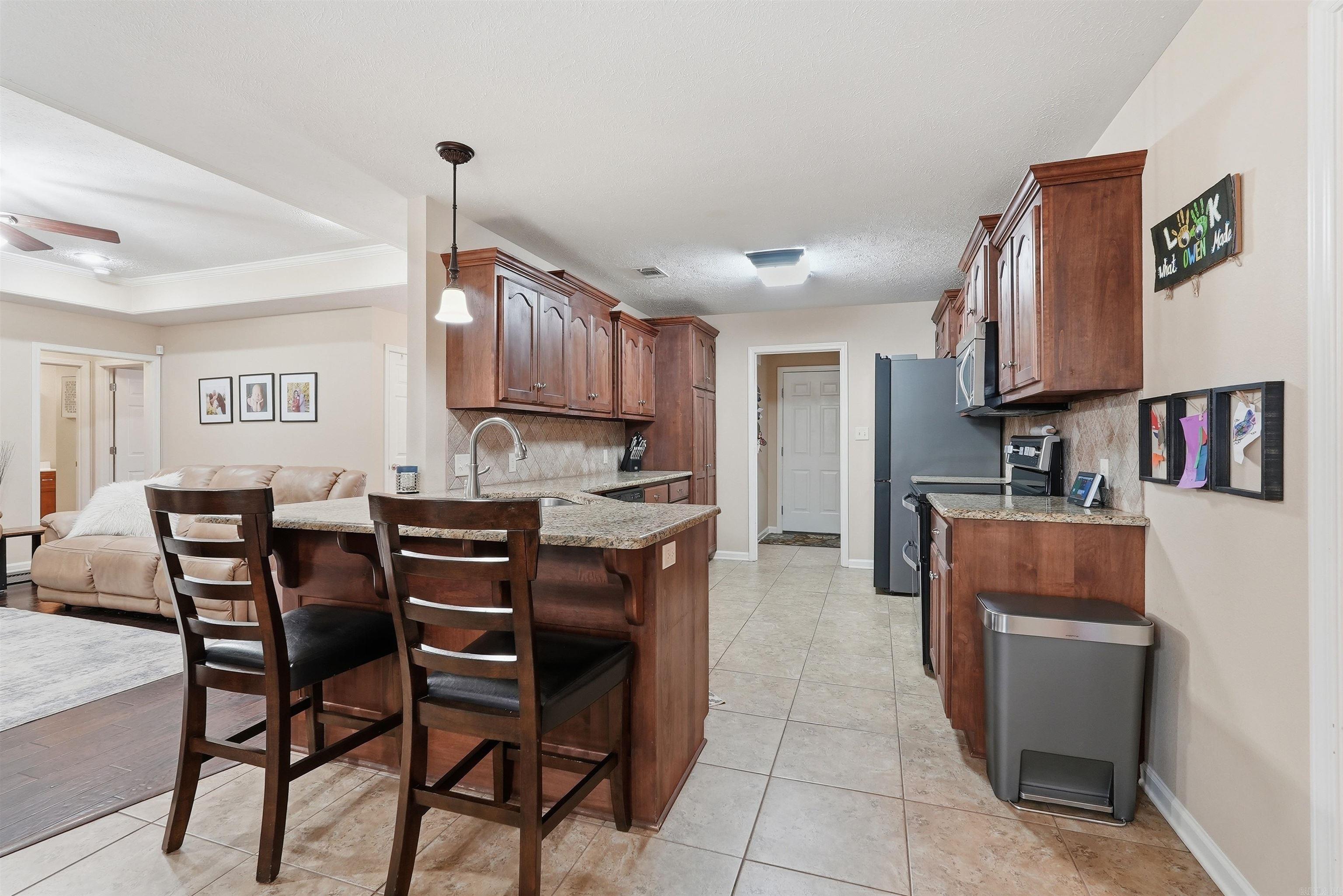 30 Cedar Knolls  Greenbrier, AR