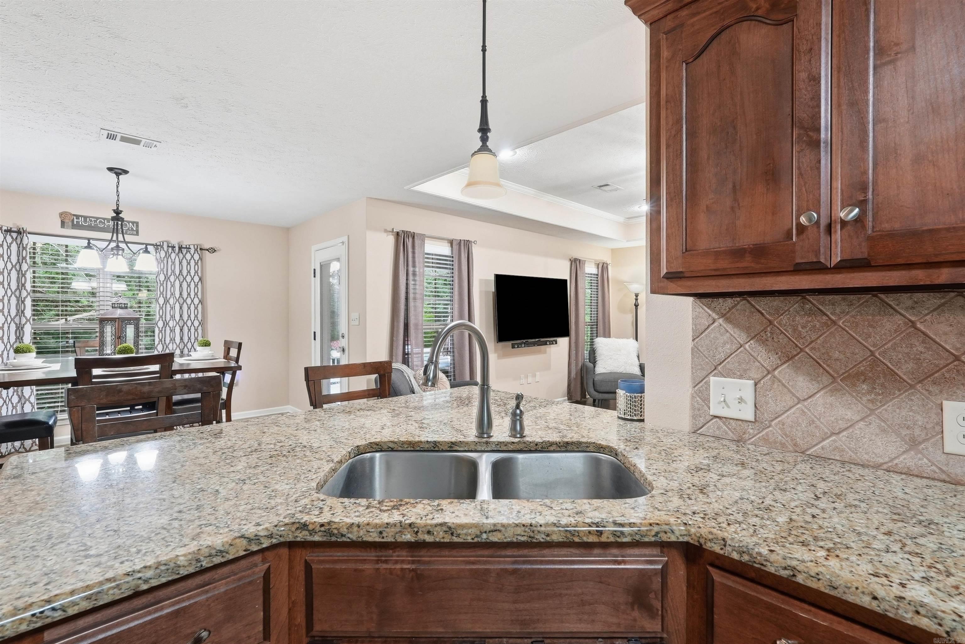 30 Cedar Knolls  Greenbrier, AR