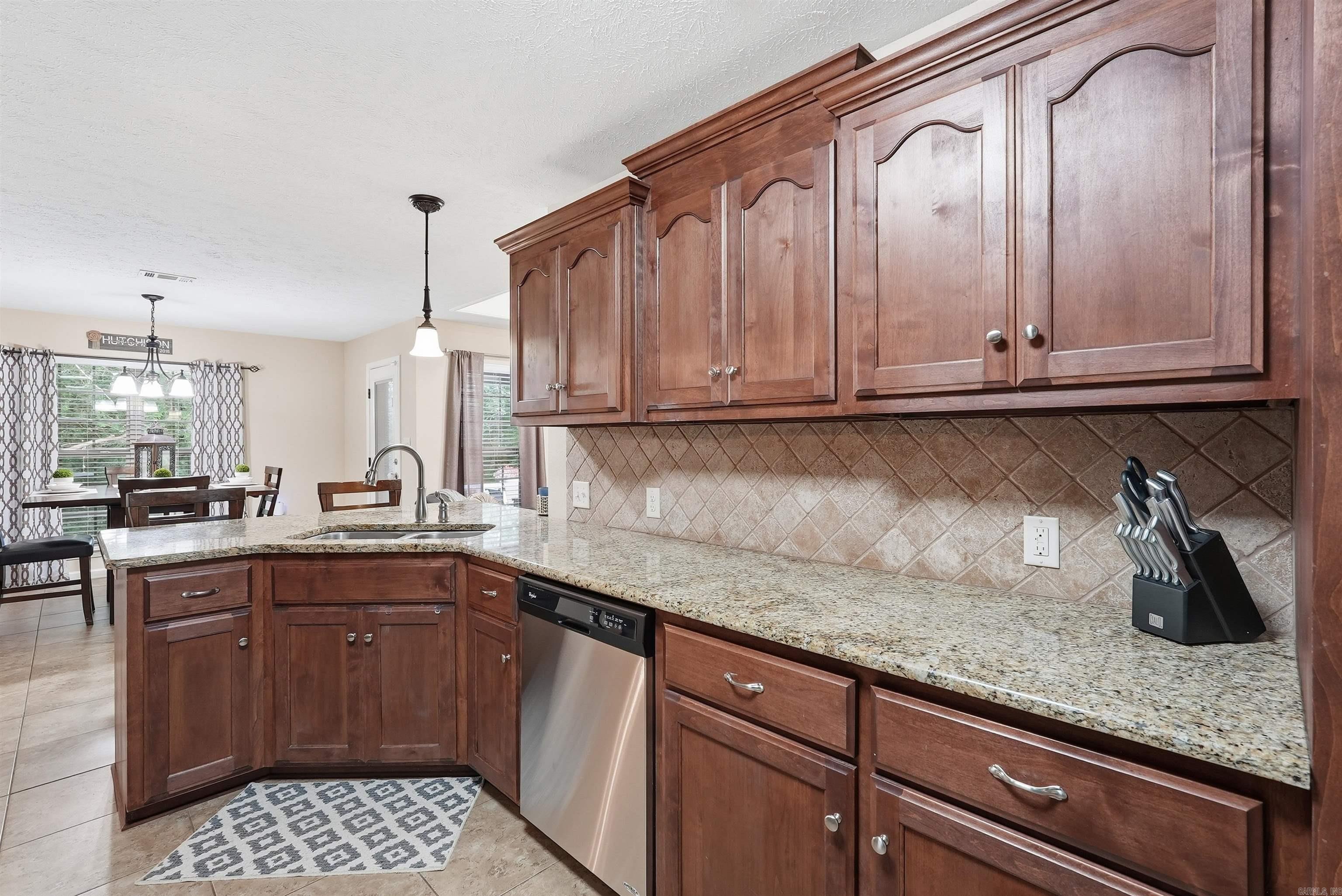 30 Cedar Knolls  Greenbrier, AR
