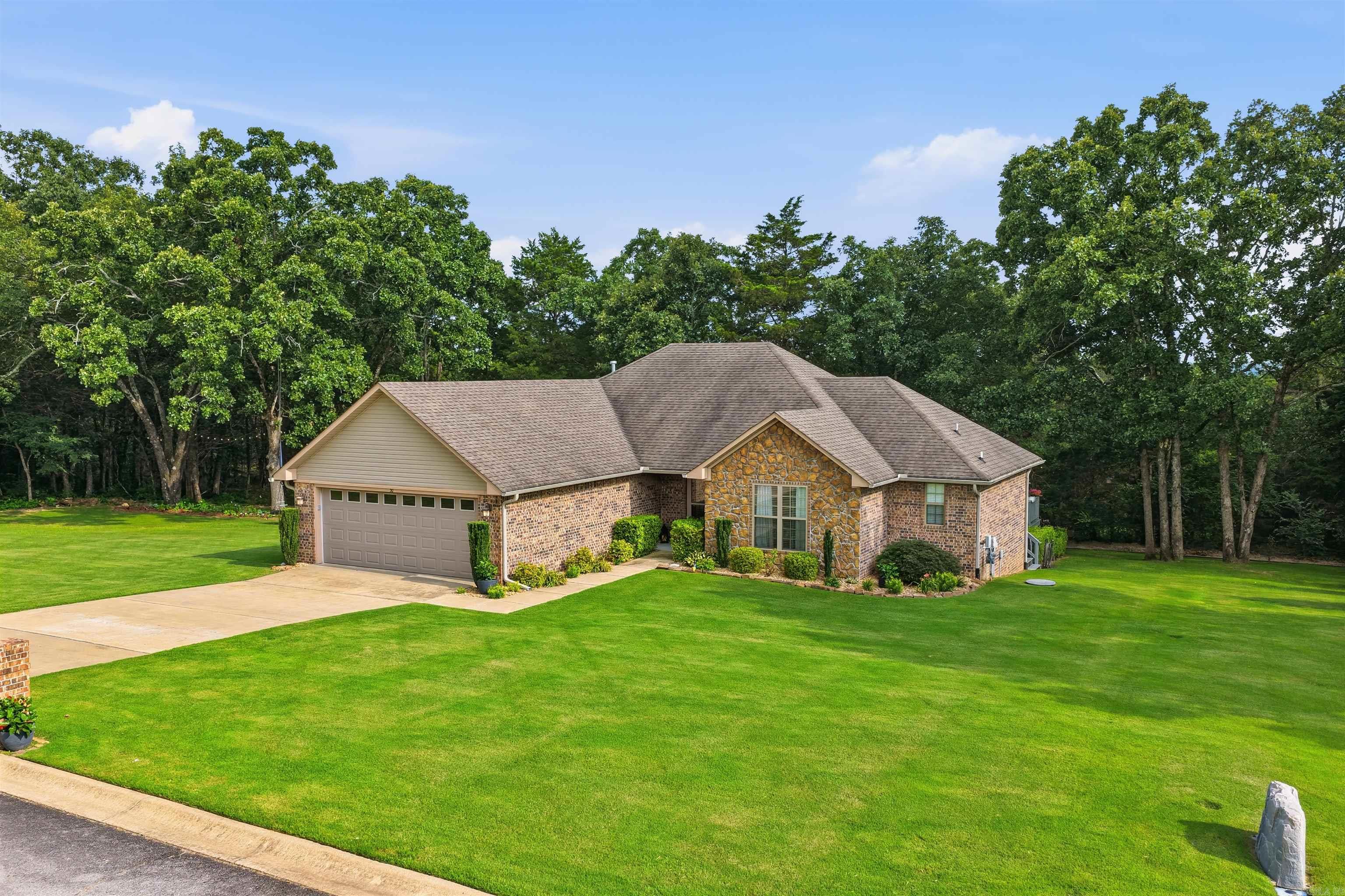 30 Cedar Knolls  Greenbrier, AR