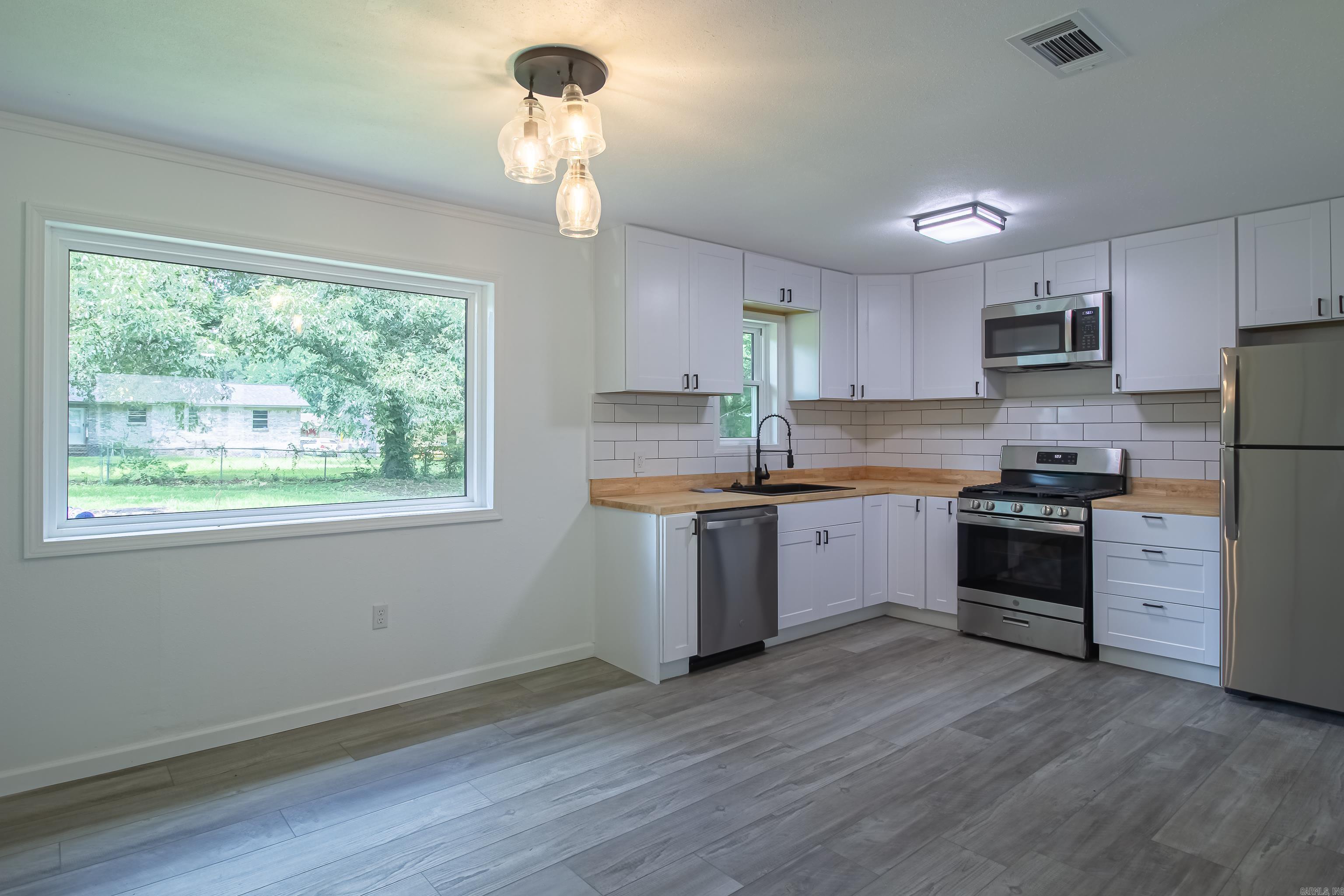 1426 Mimosa St  Malvern, AR