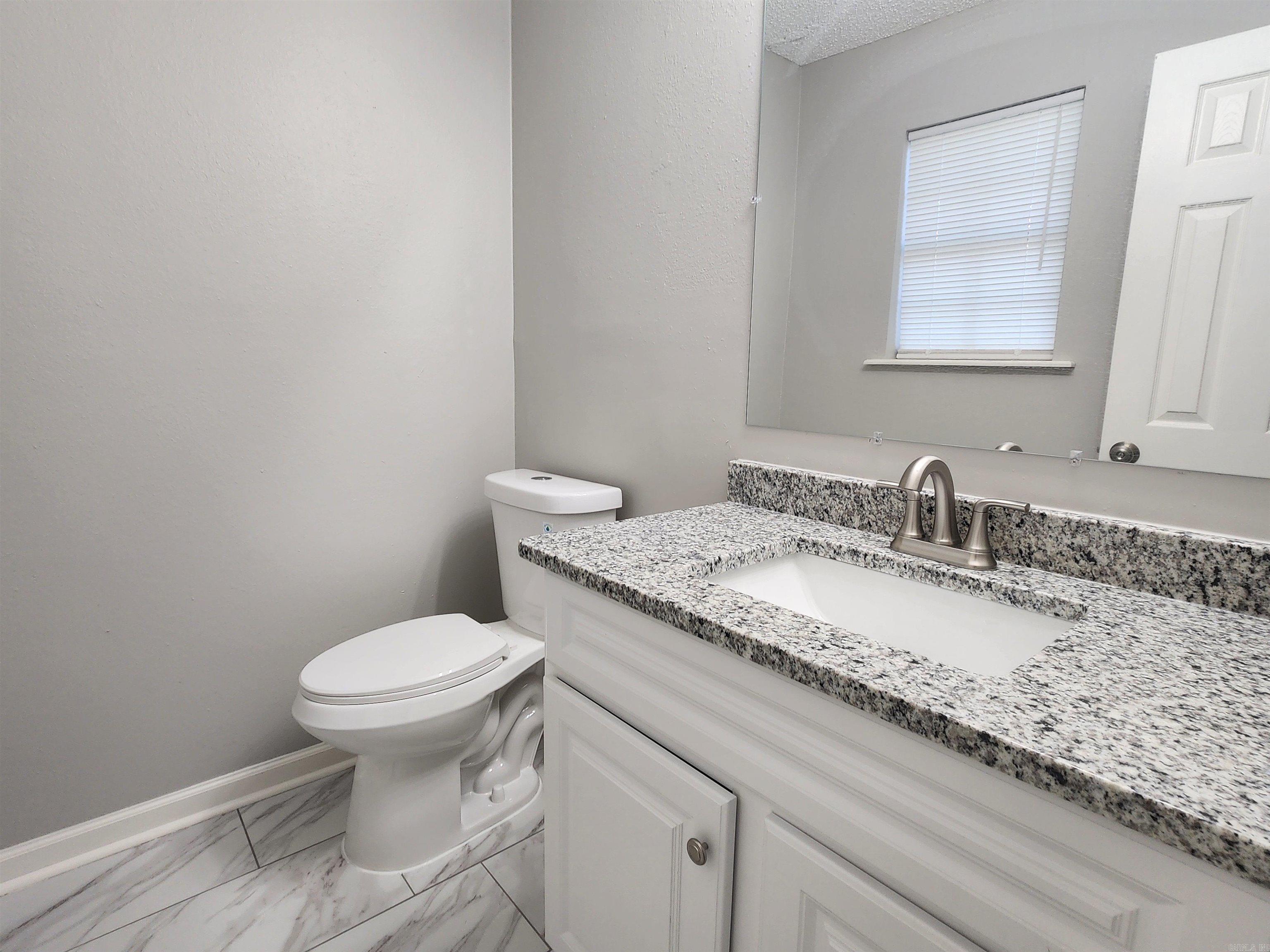 1233 Mimosa  Malvern, AR