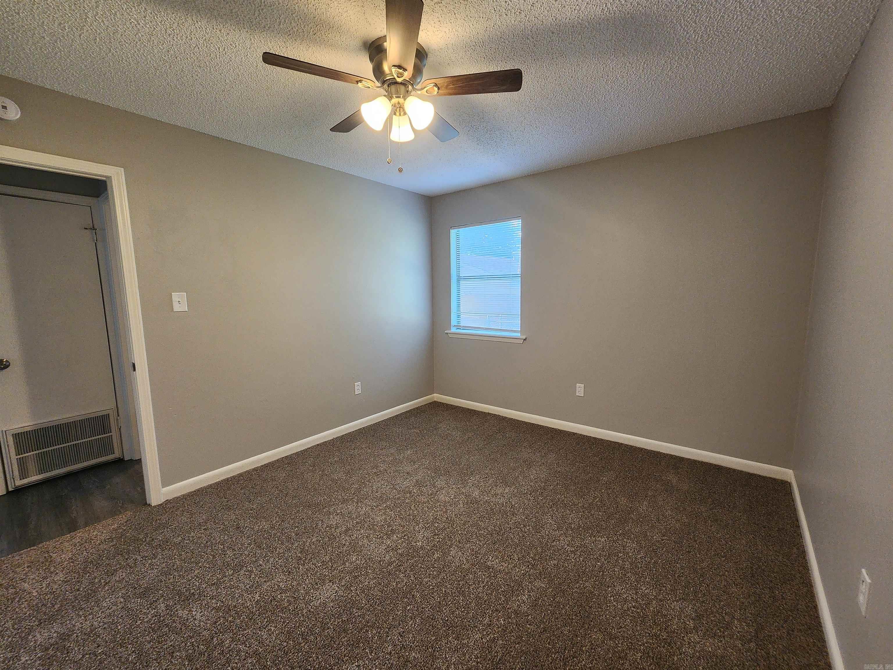 1233 Mimosa  Malvern, AR