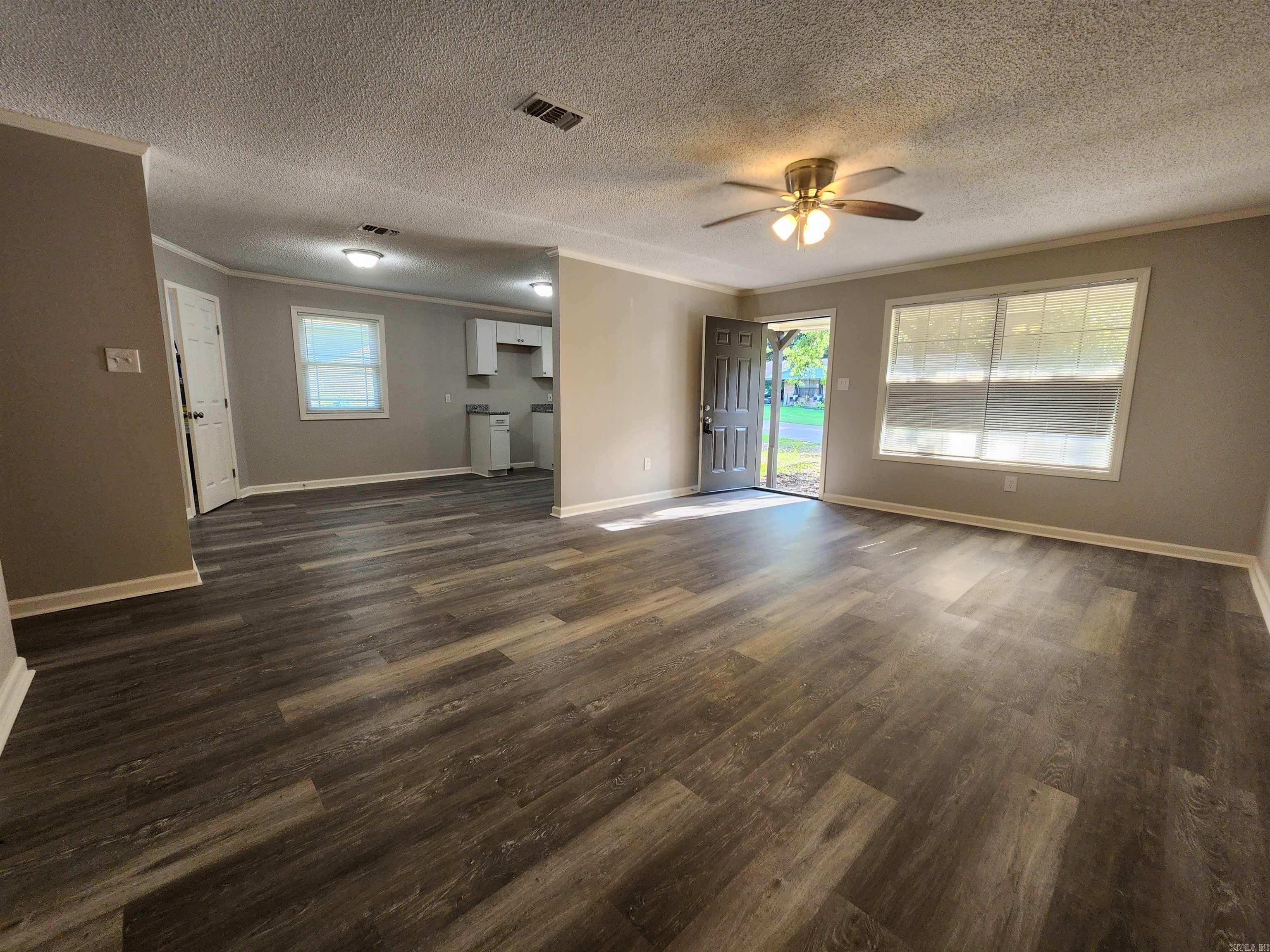 1233 Mimosa  Malvern, AR