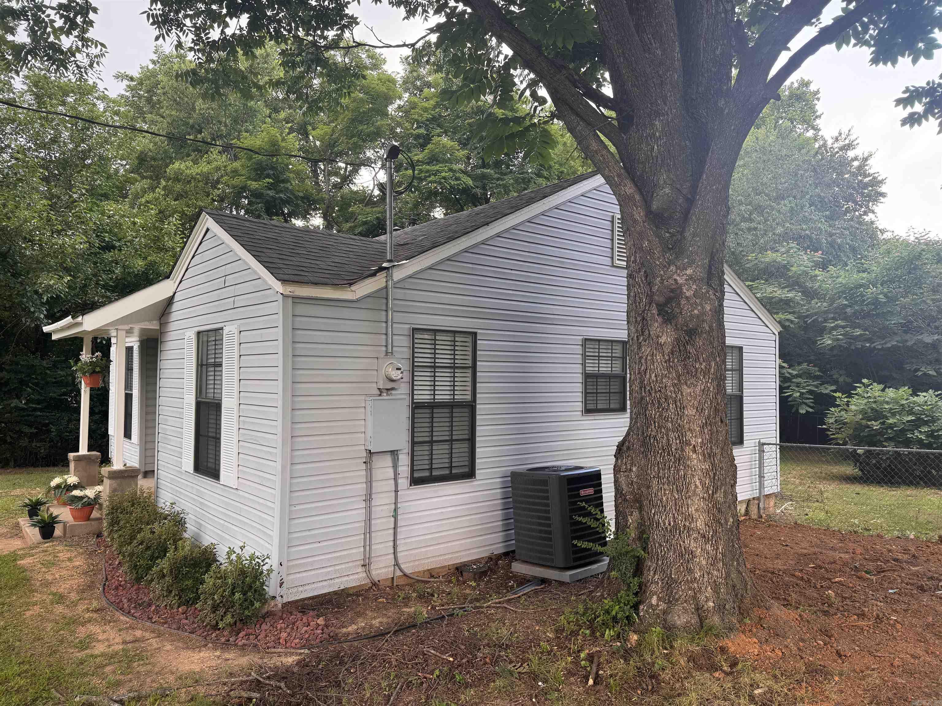 506 E Academy  Searcy, AR