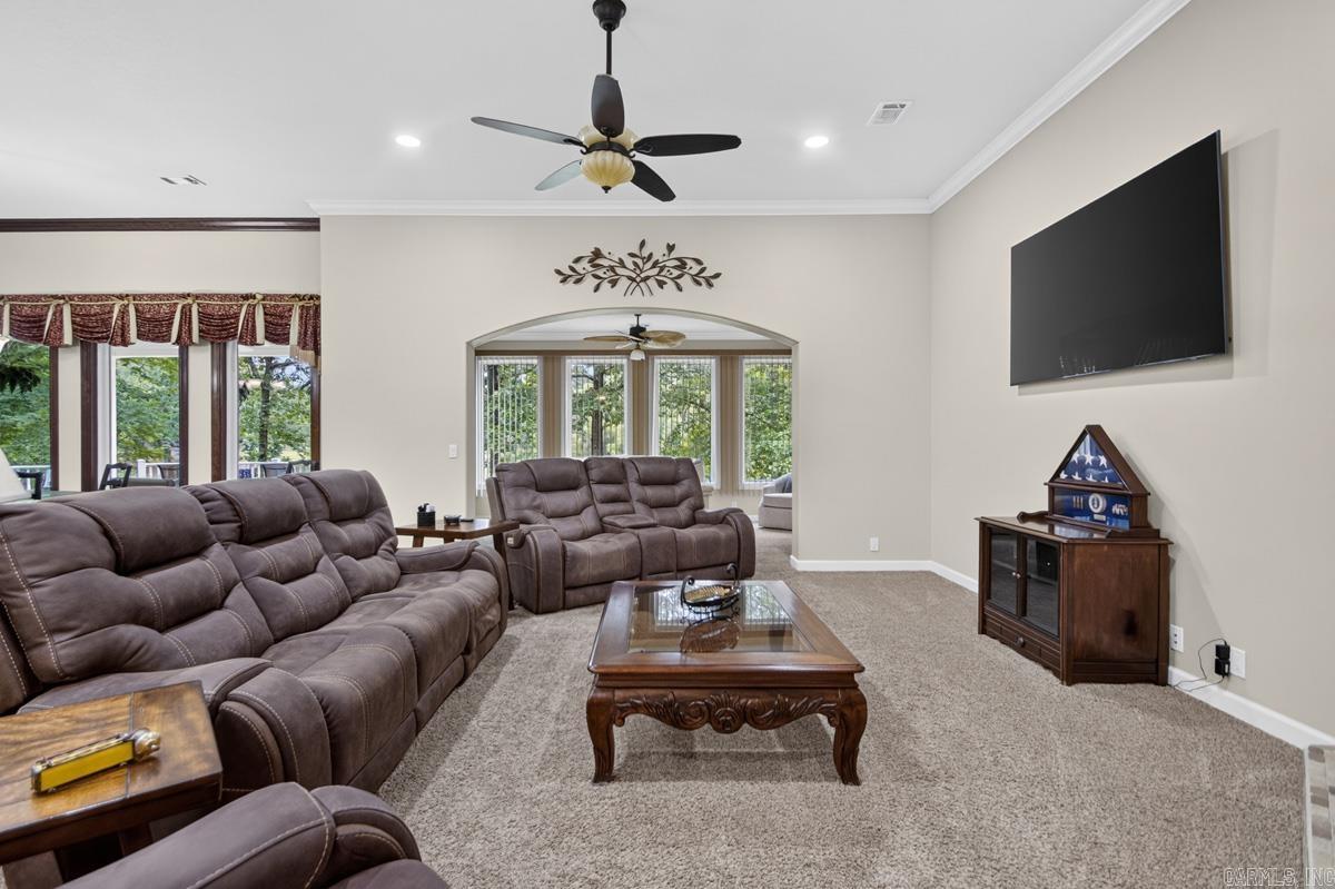 7 Vencedor Way  Hot Springs Village, AR