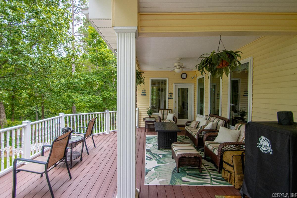7 Vencedor Way  Hot Springs Village, AR