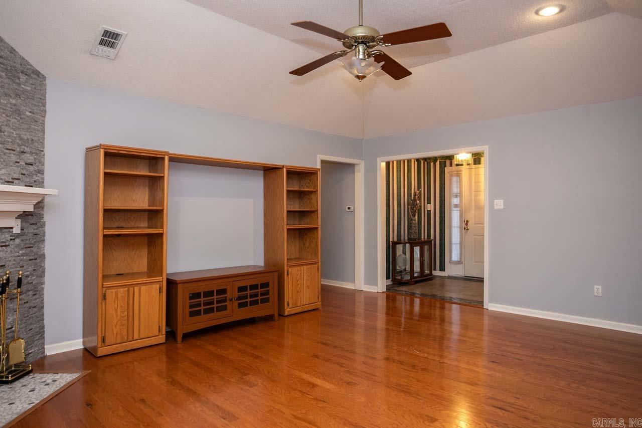 1321 Faircove Loop  North Little Rock, AR
