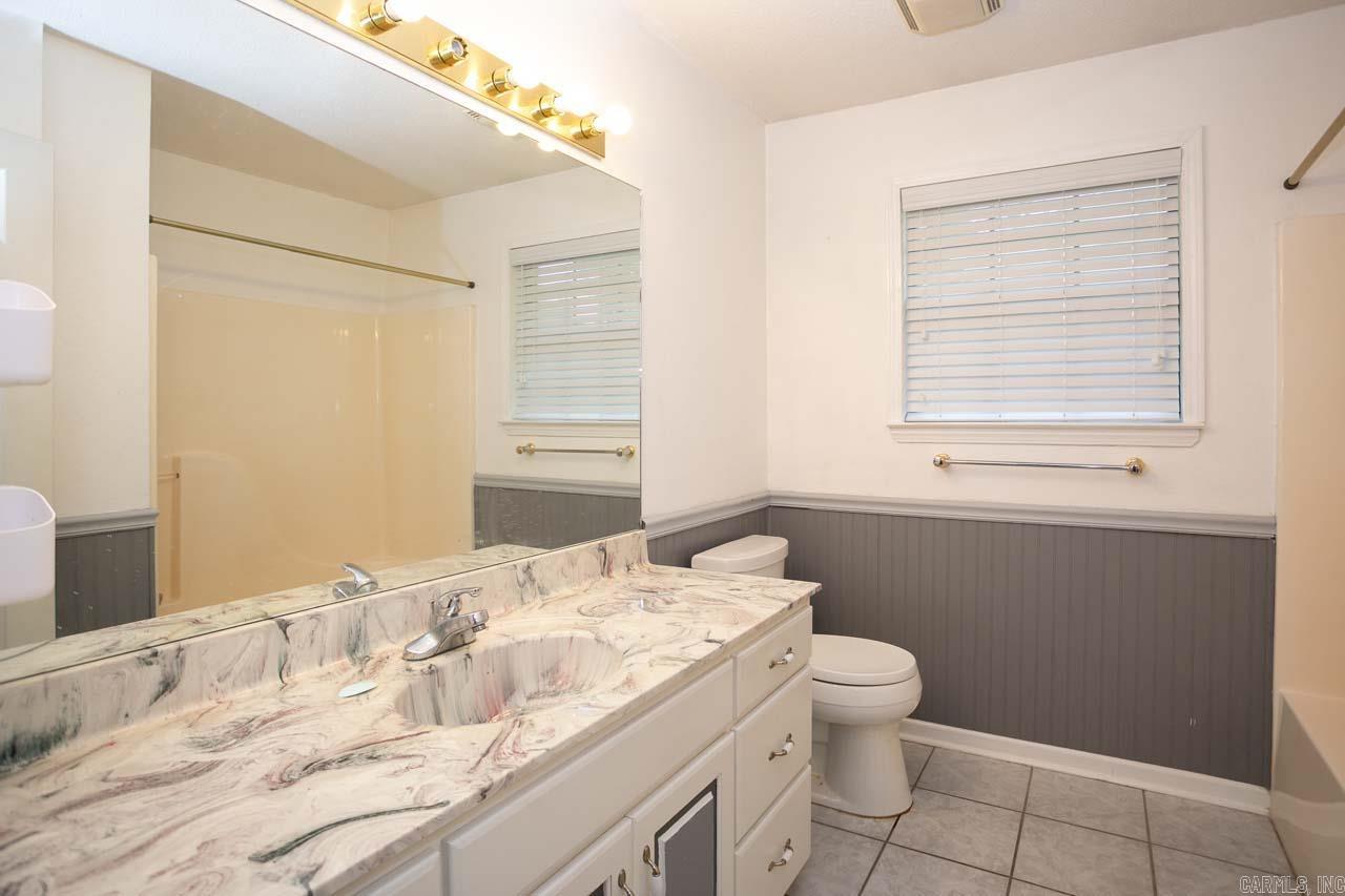 1321 Faircove Loop  North Little Rock, AR