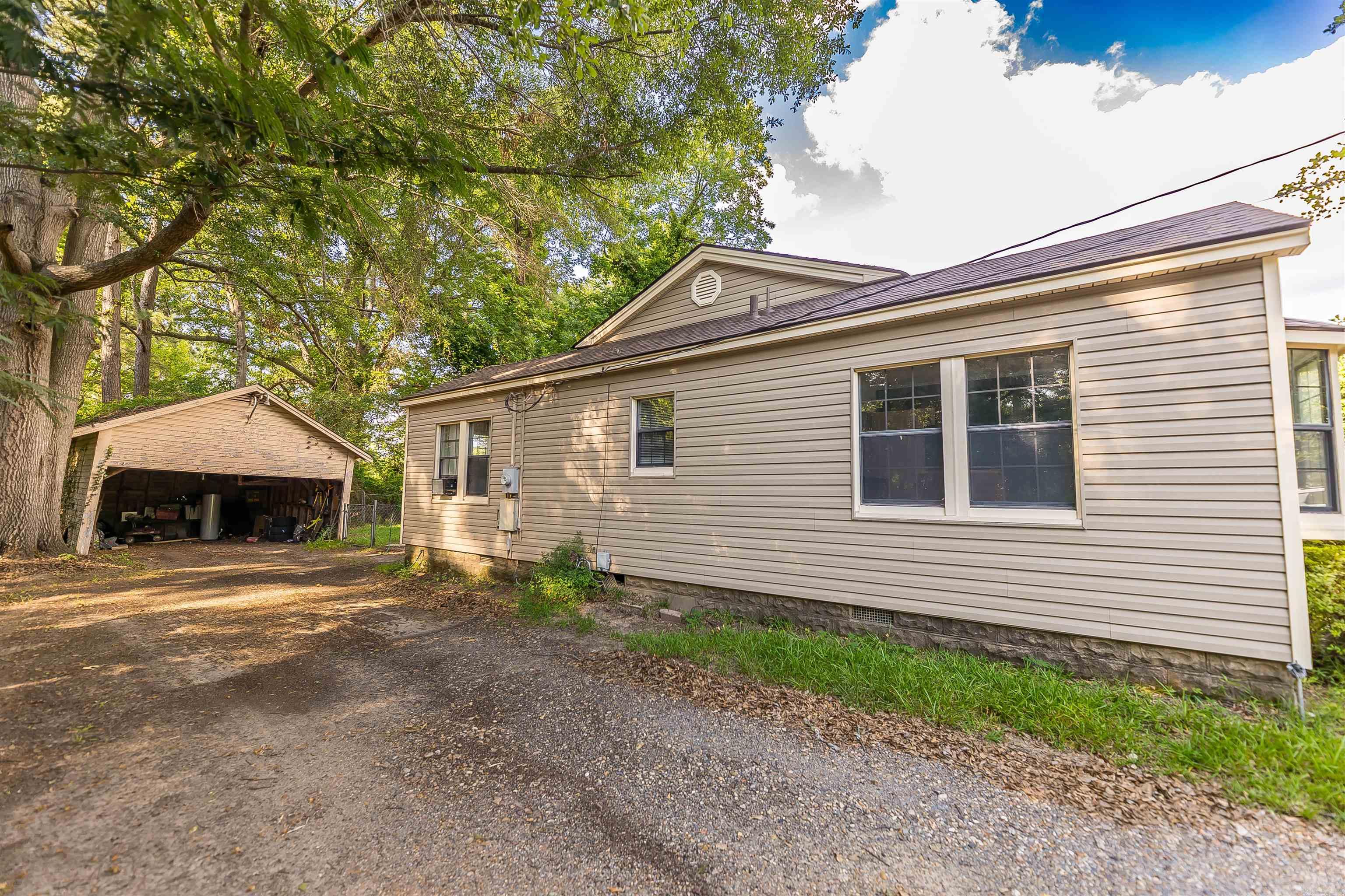 1170 Gordon St  Camden, AR
