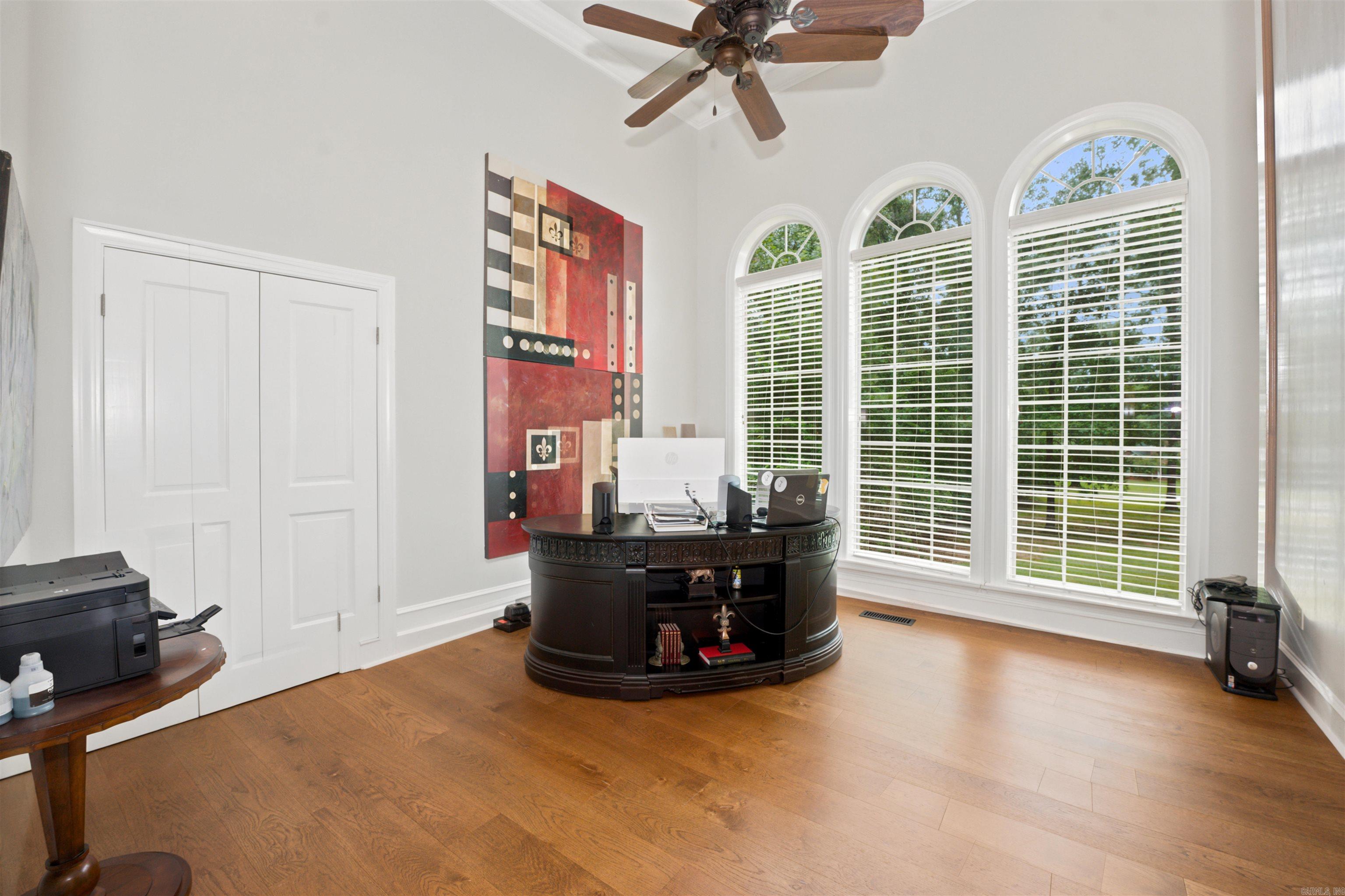 200 W Hillcrest  Alexander, AR