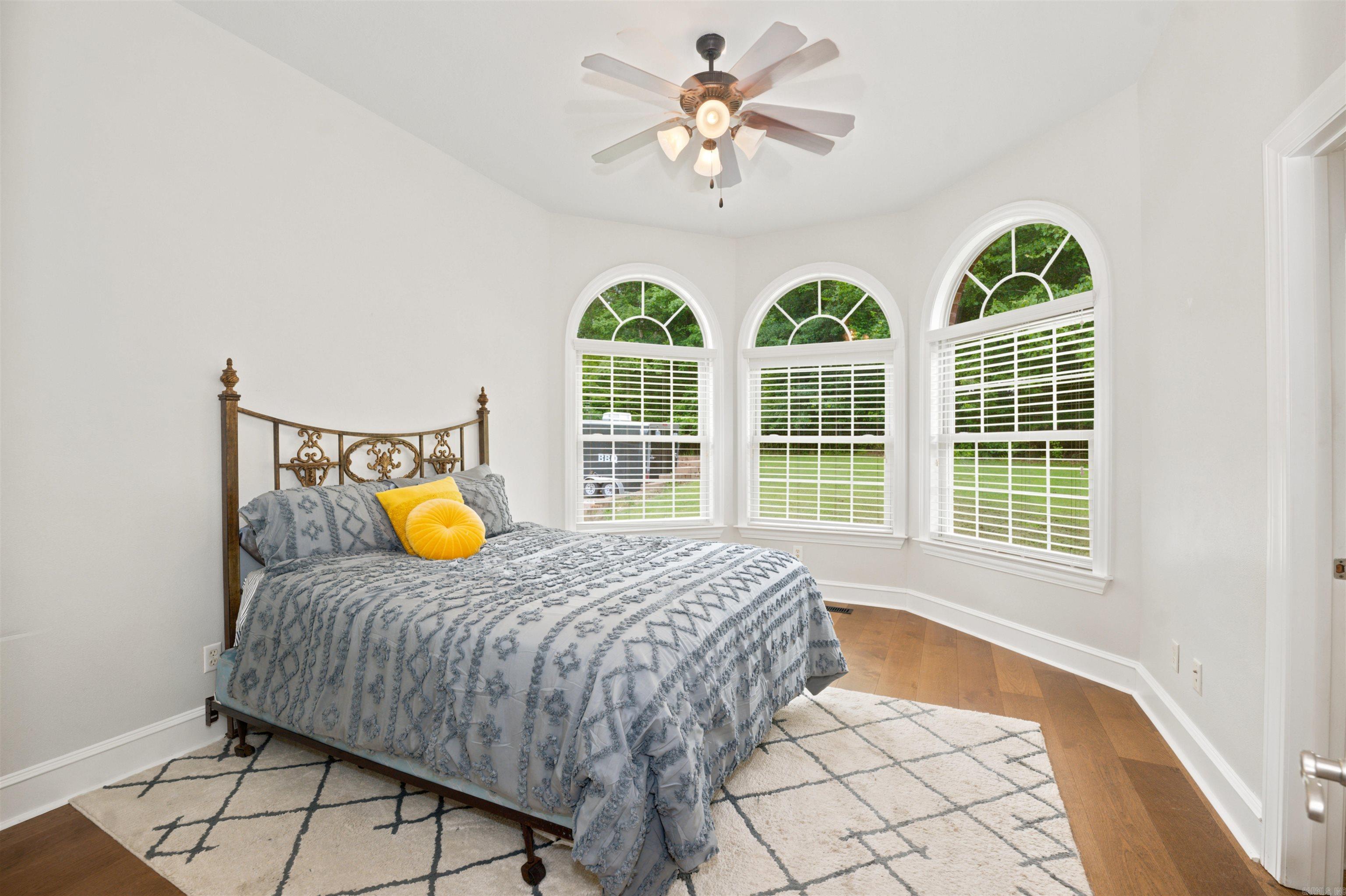 200 W Hillcrest  Alexander, AR