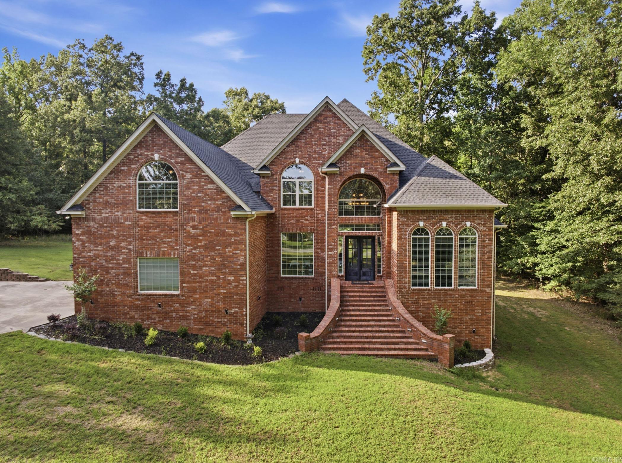 200 W Hillcrest  Alexander, AR