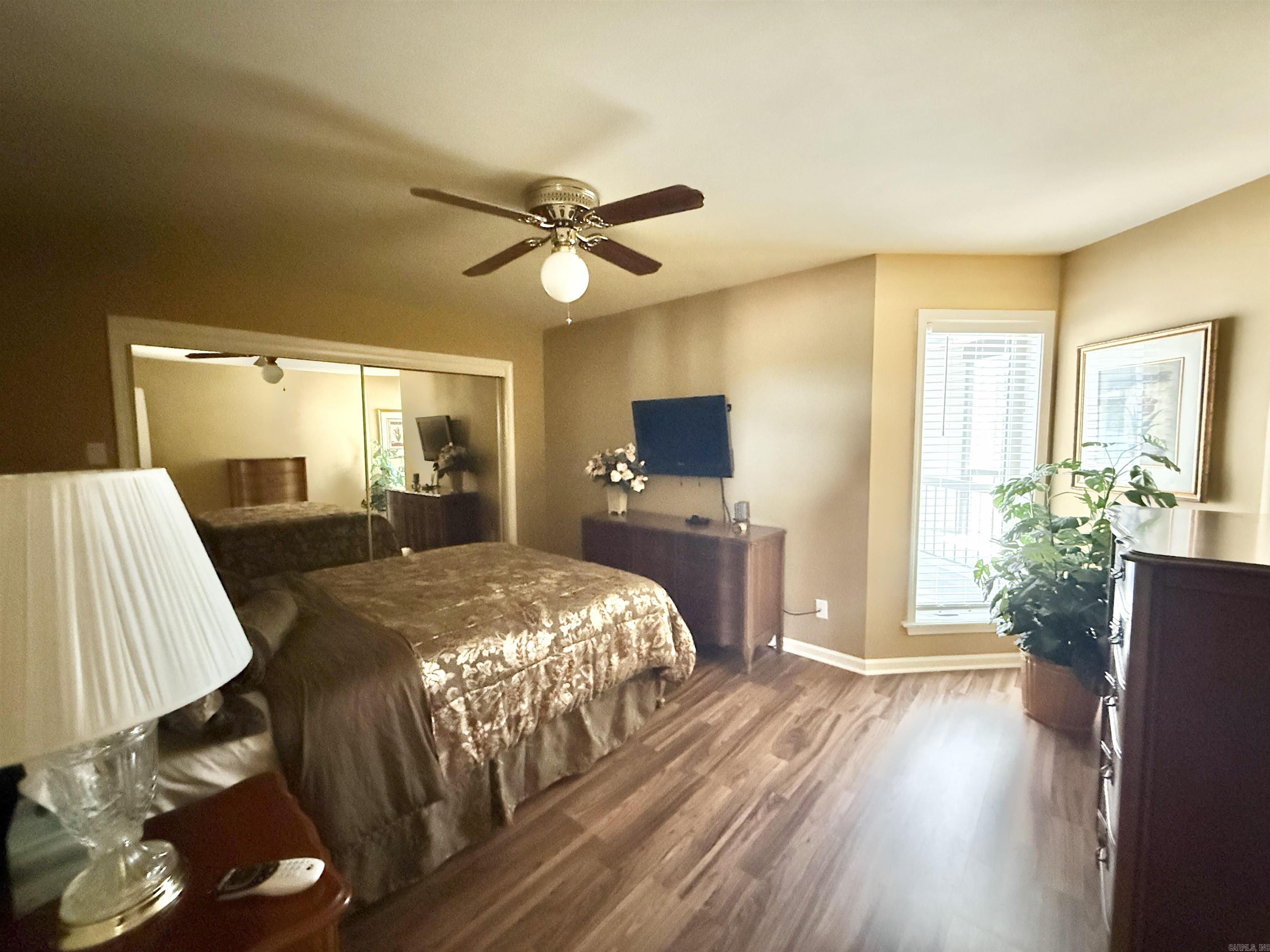 101 Long Island  Hot Springs, AR