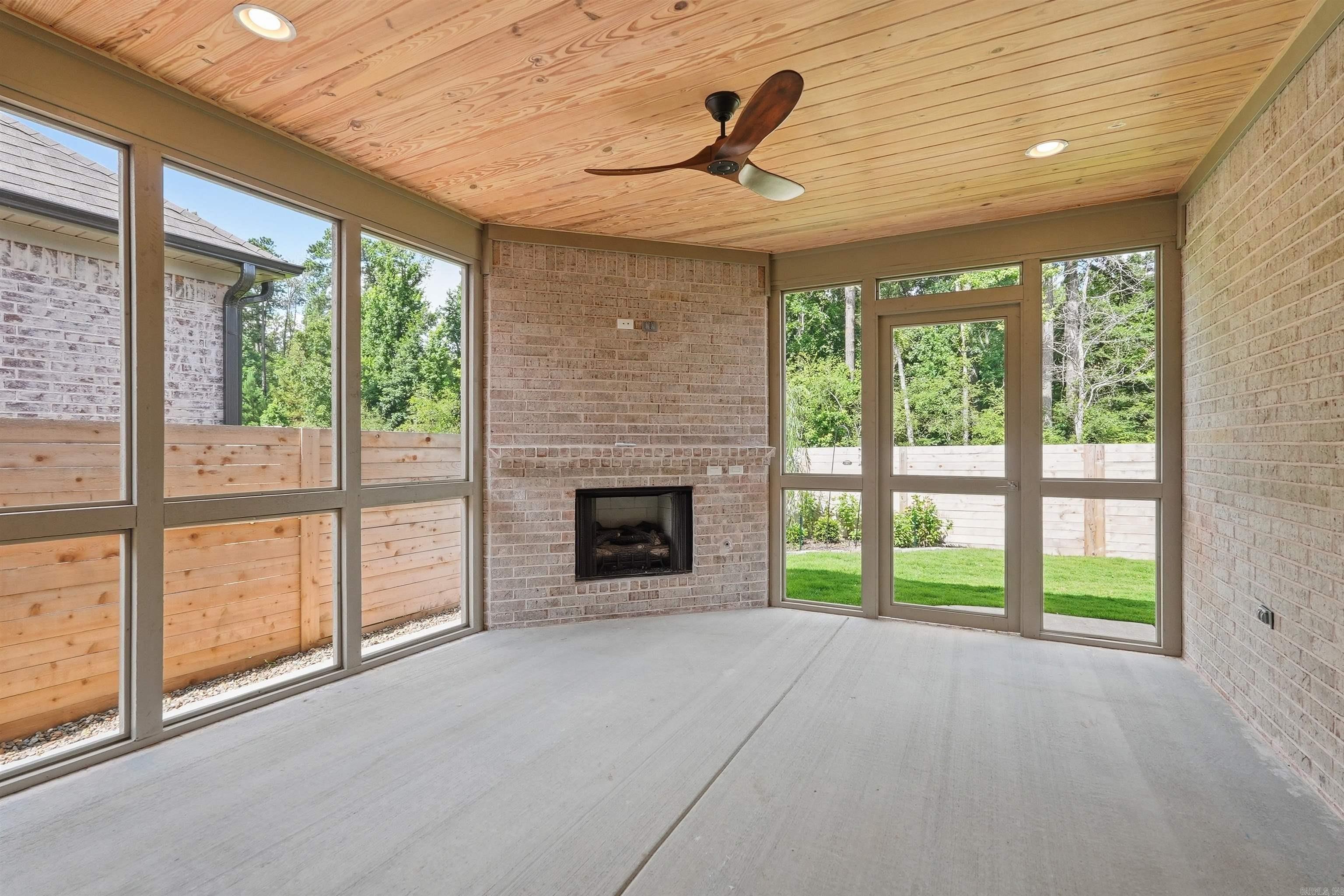 135 Woodlands Park Drive  Little Rock, AR