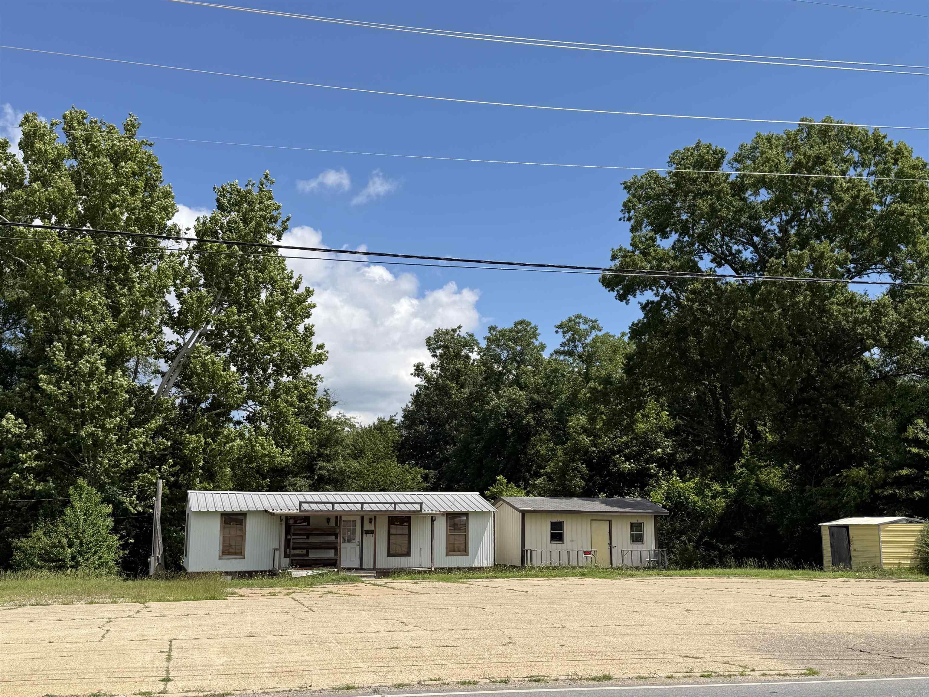 600 & 602 E Hillsboro St  El Dorado, AR