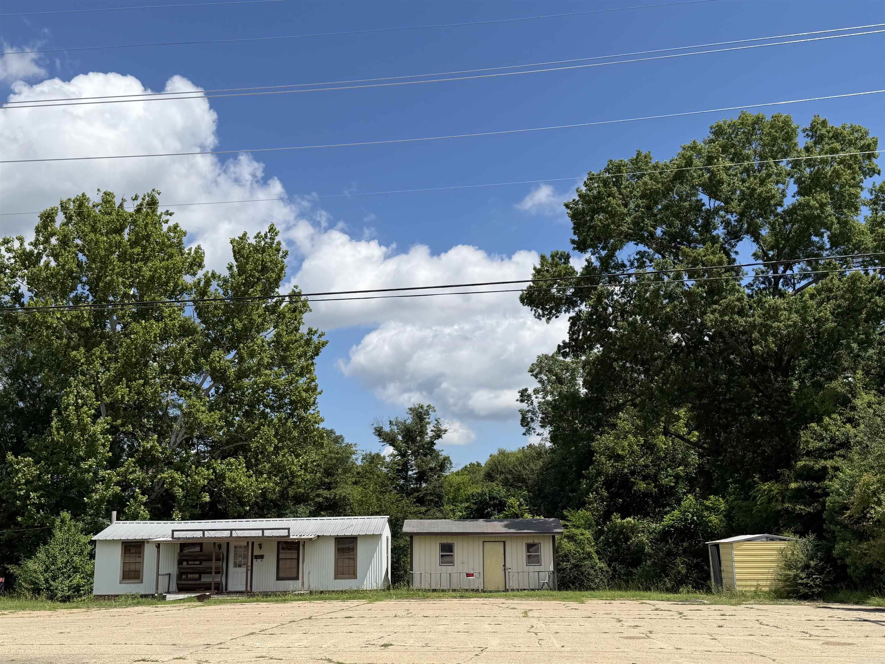 600 & 602 E Hillsboro St  El Dorado, AR