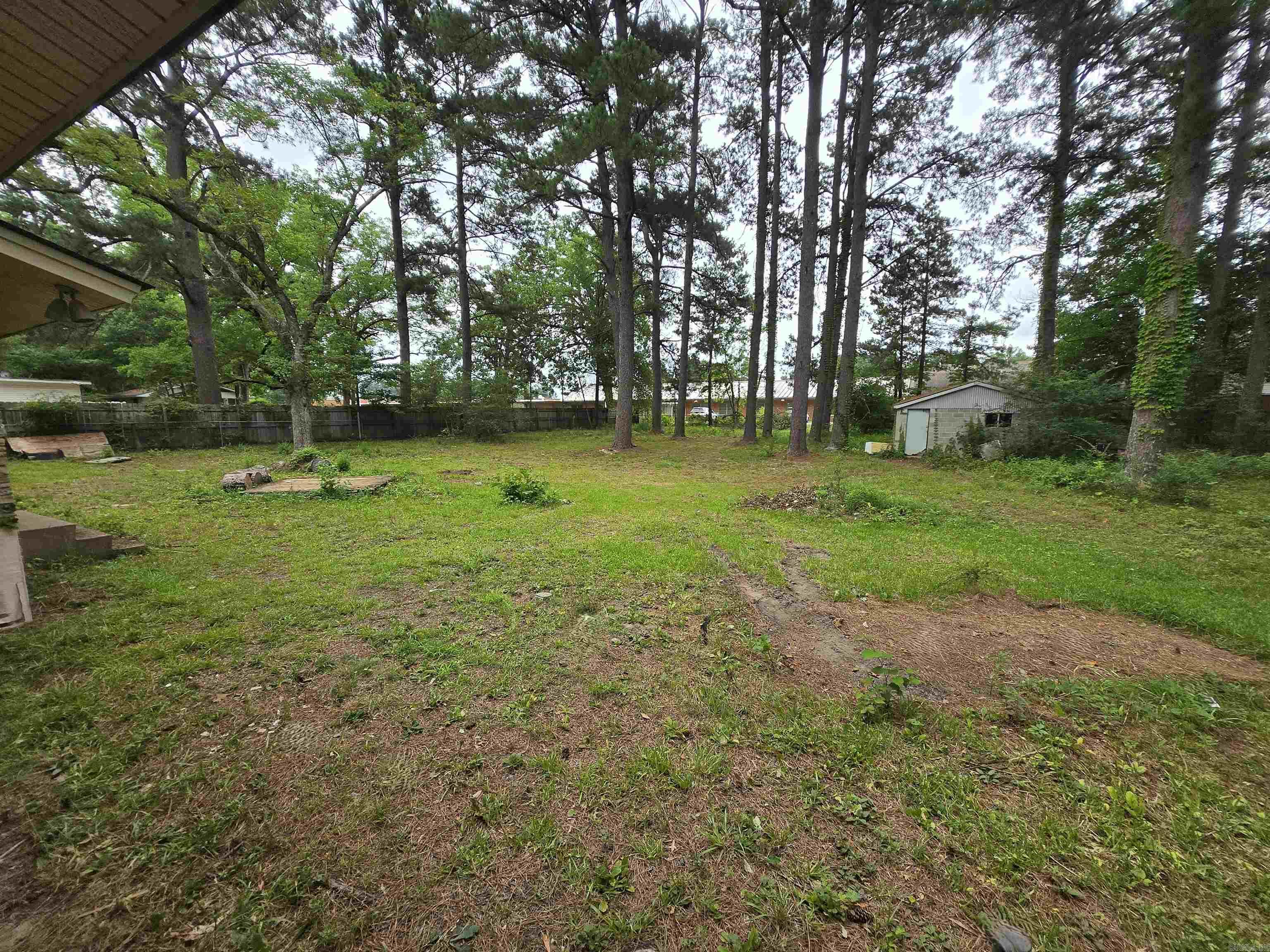106 N Oakley  Fordyce, AR