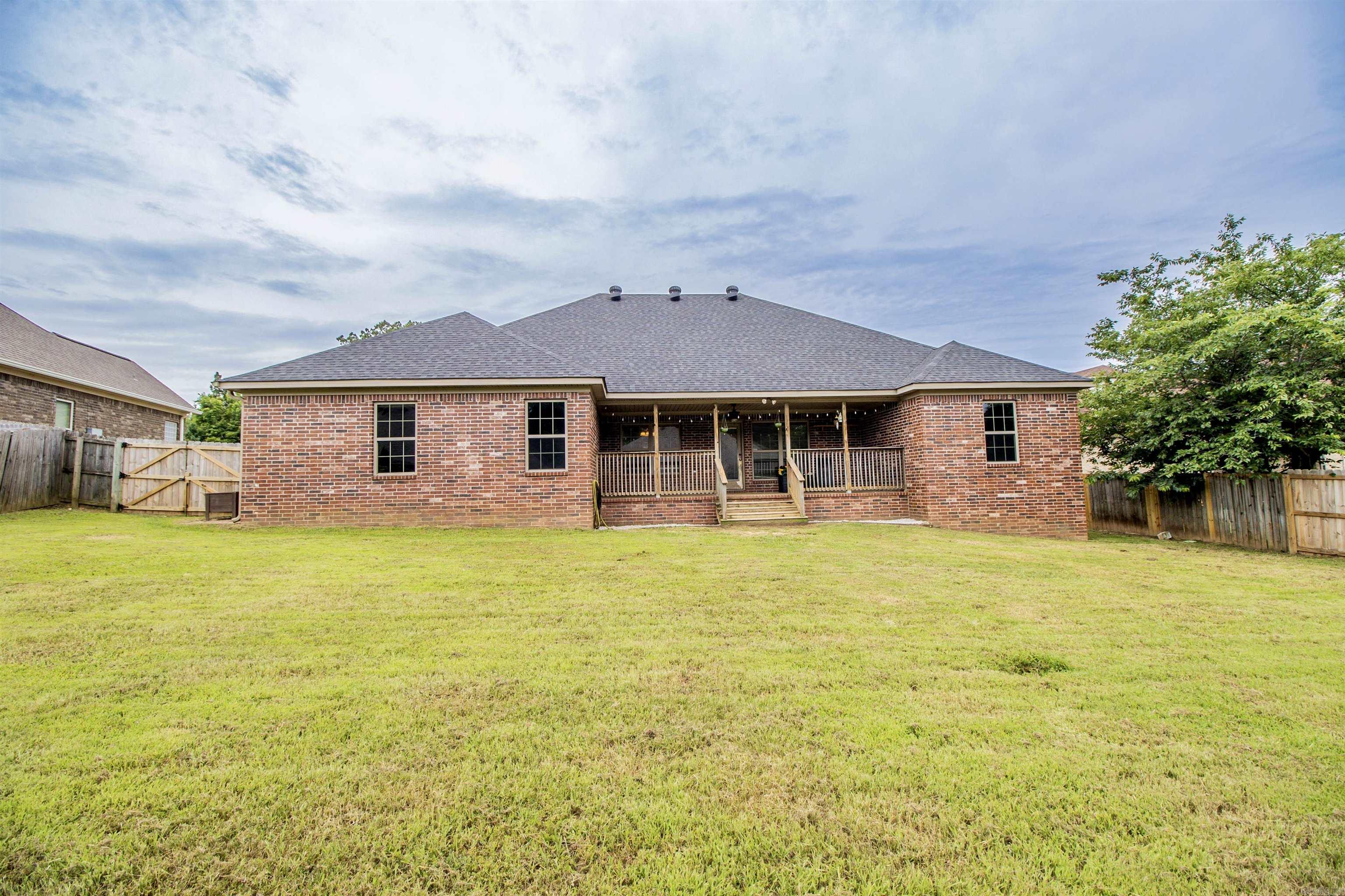 1304 Nature Way  Benton, AR