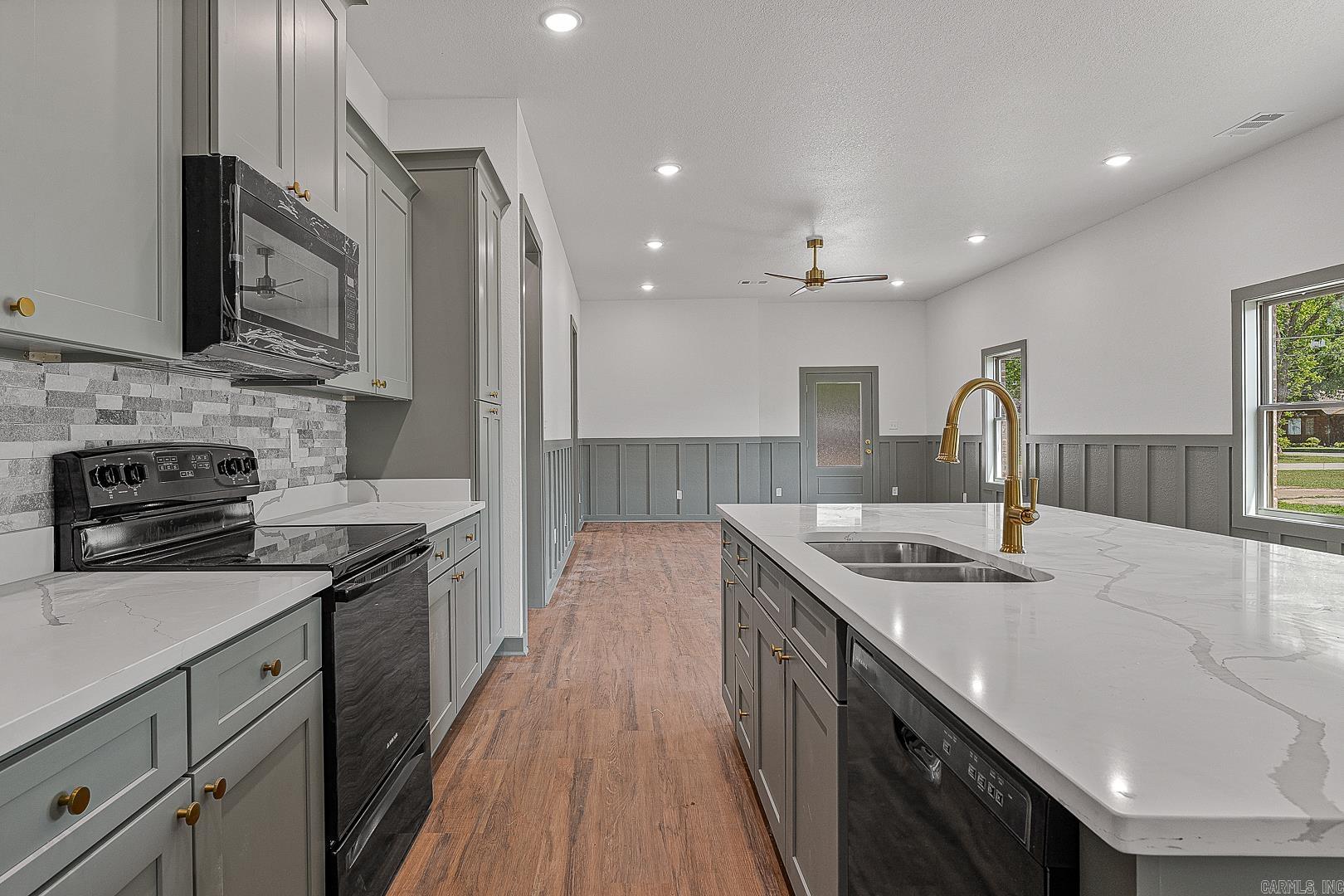 303 hogan  Monette, AR