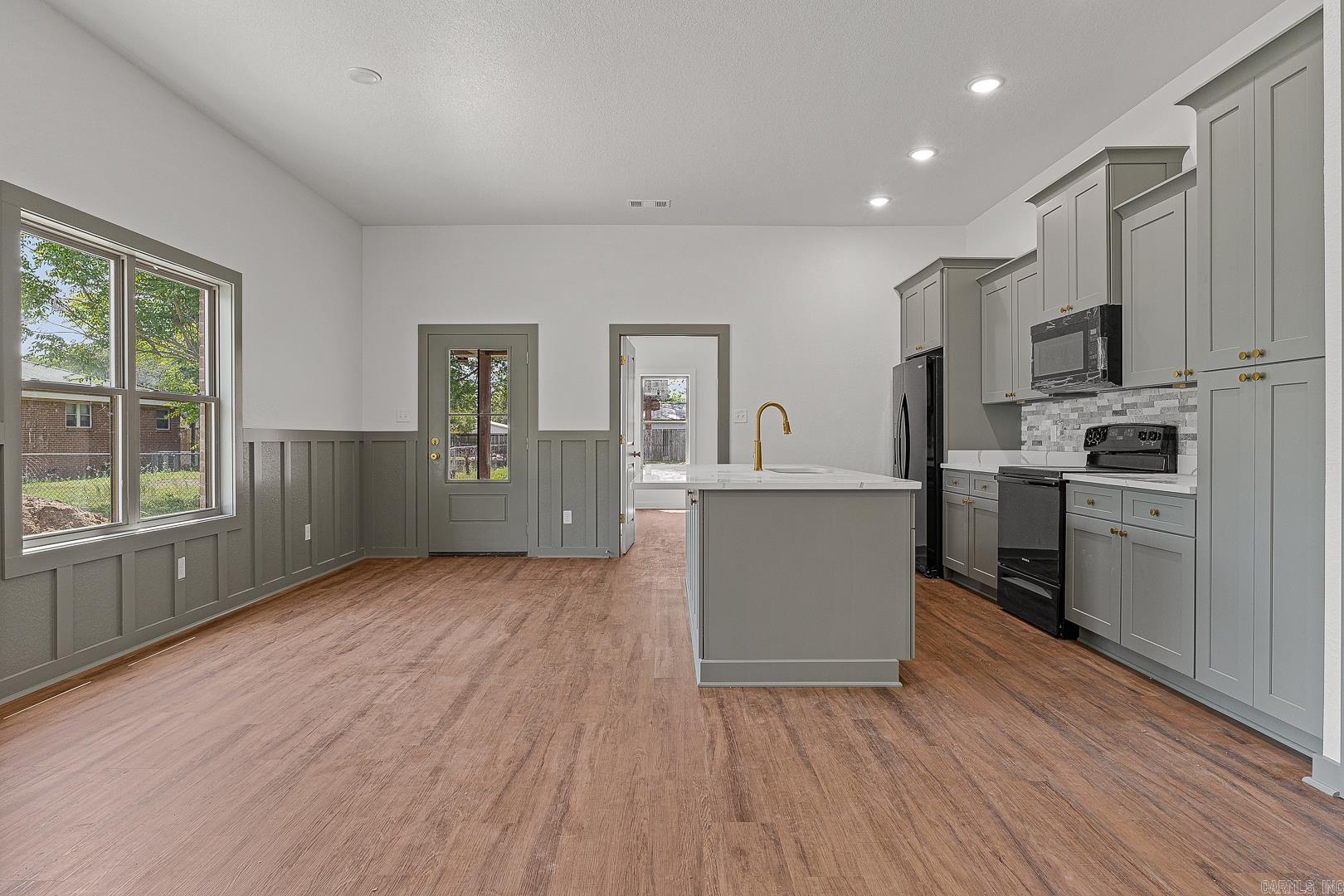 303 hogan  Monette, AR