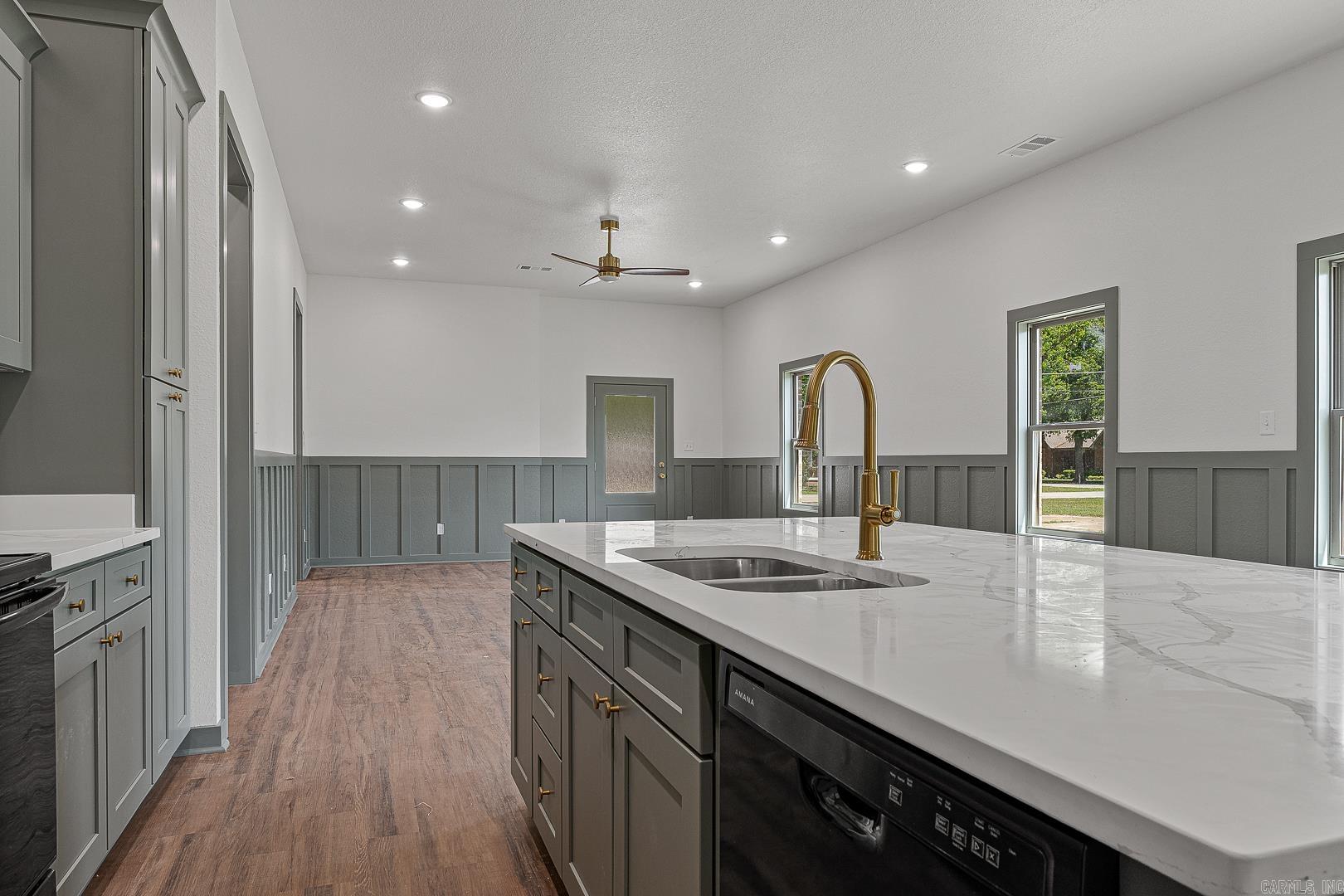 303 hogan  Monette, AR