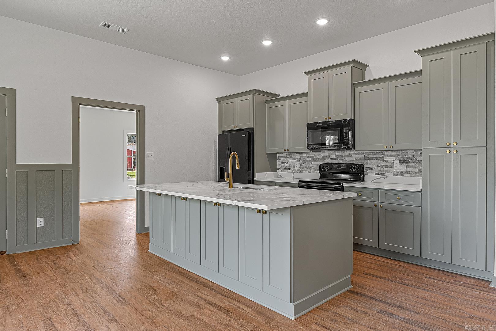 303 hogan  Monette, AR