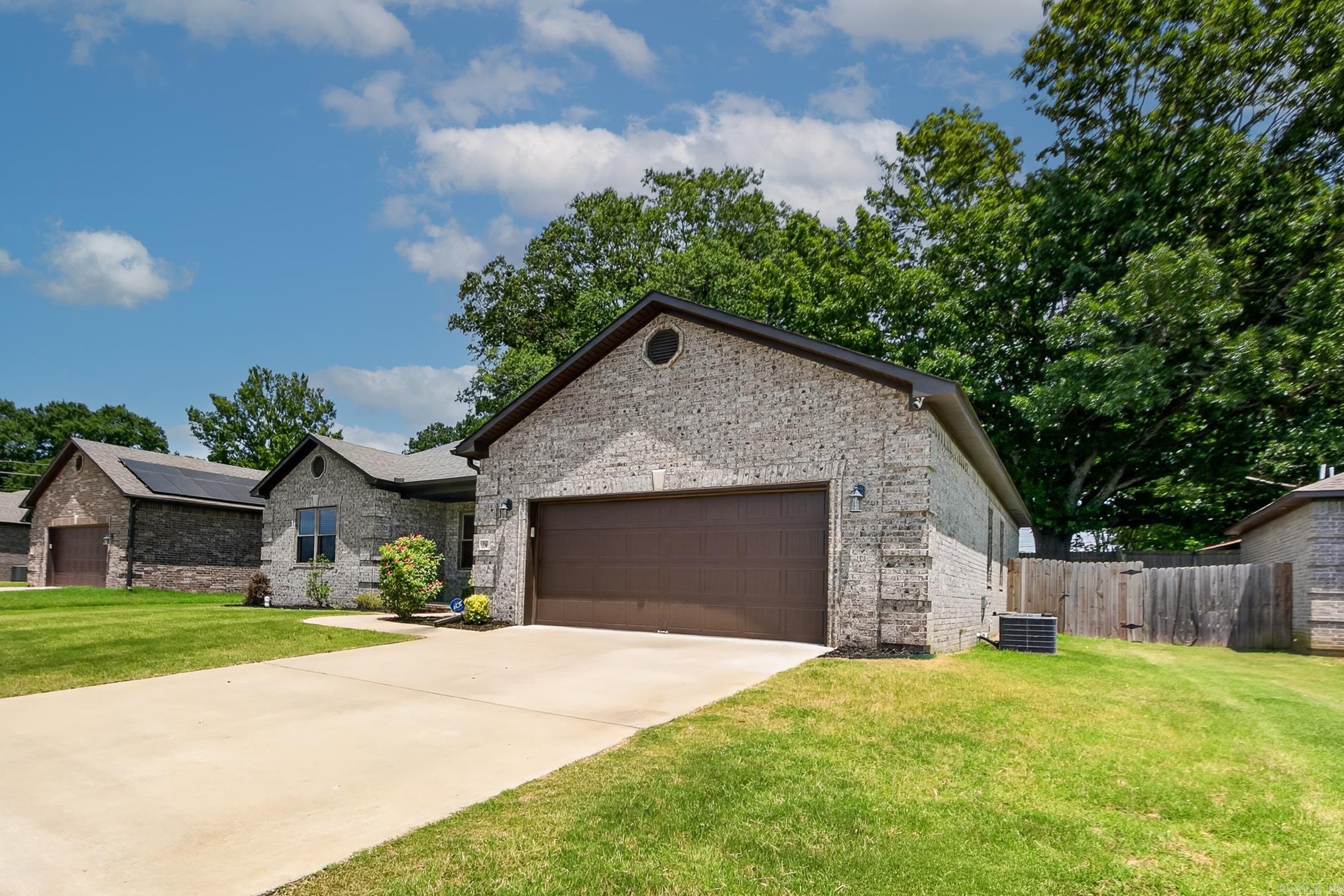 24 Aberdeen  Cabot, AR