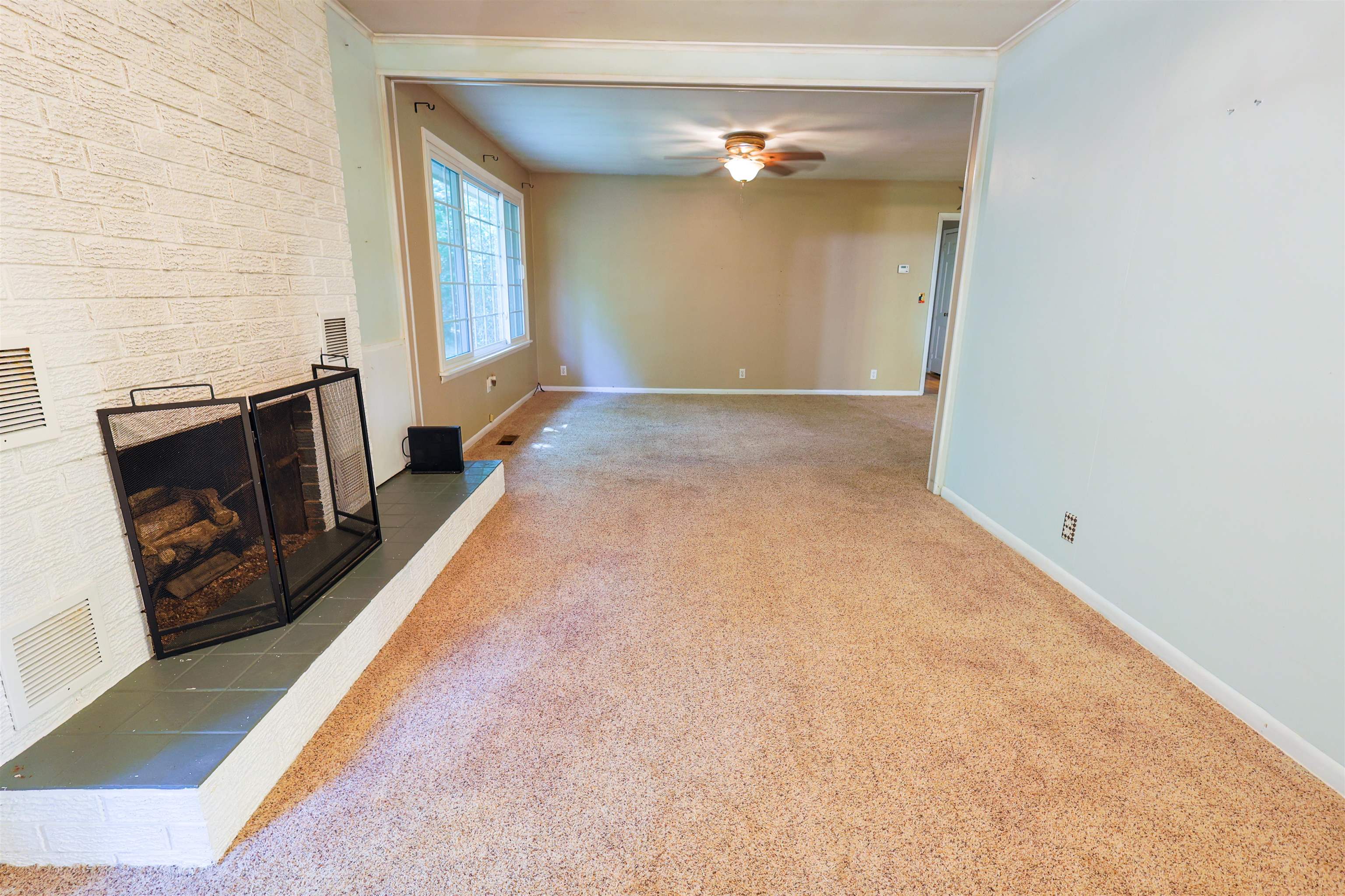 662 College  Melbourne, AR