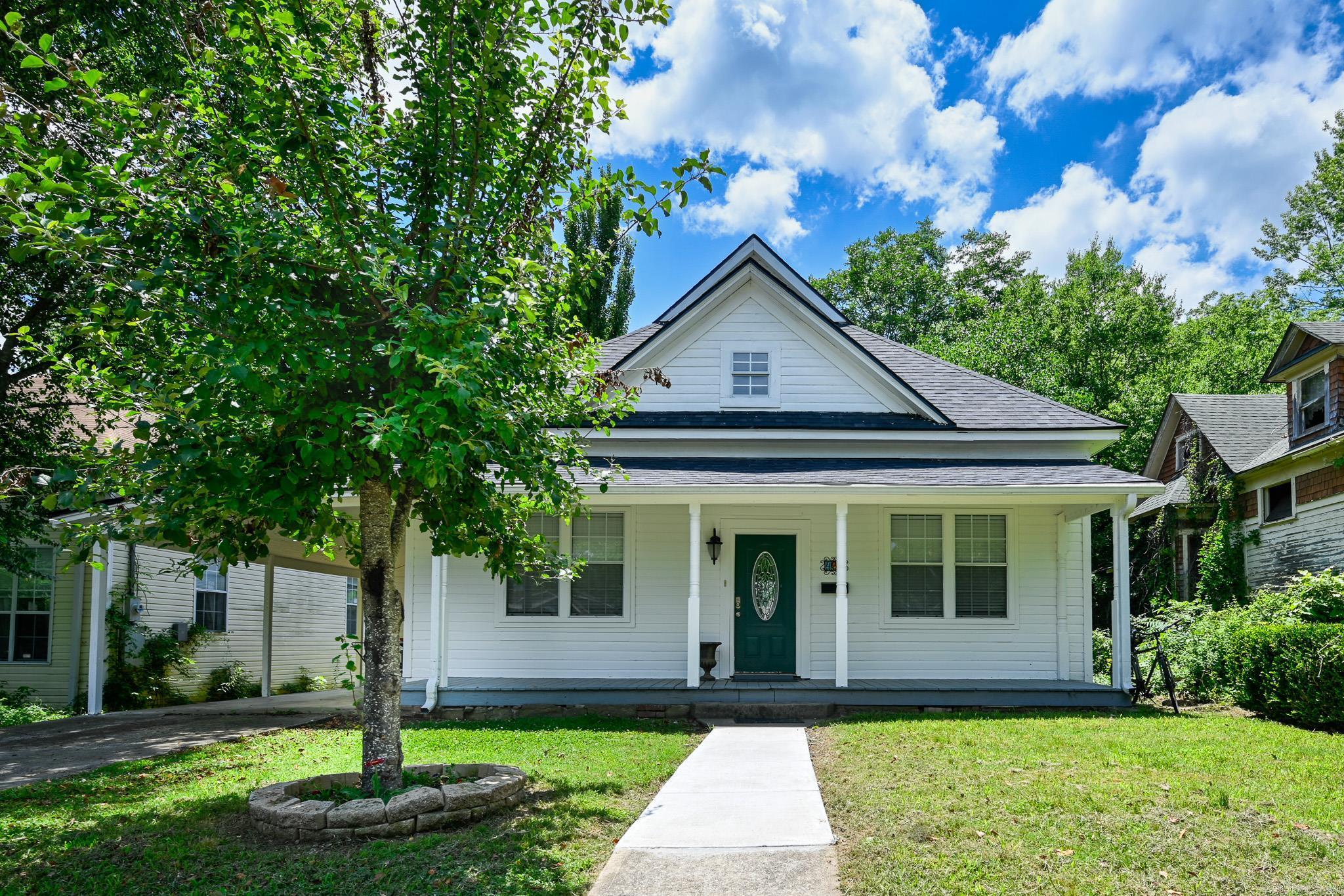 407 Tenth  Mena, AR