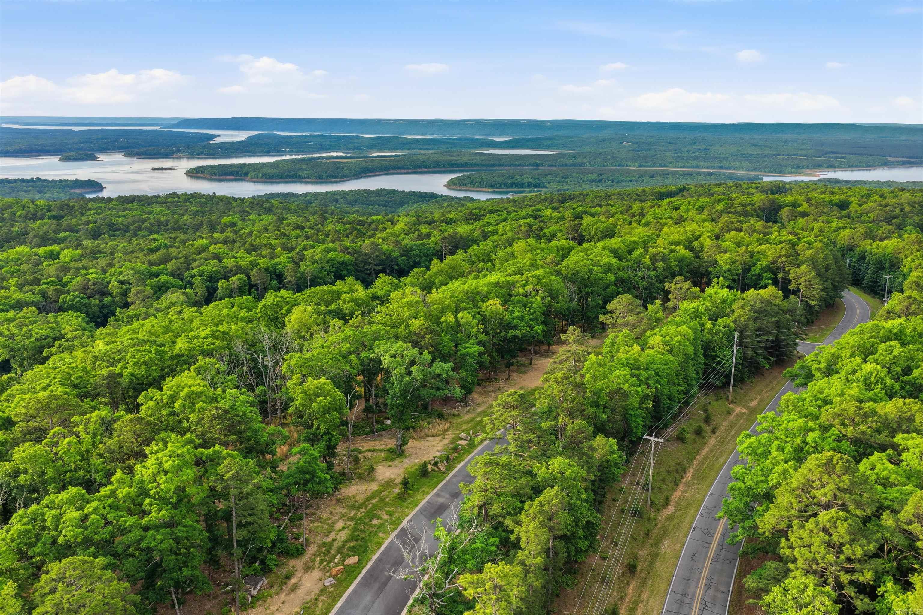 127 Osage Point Dr  Fairfield Bay, AR