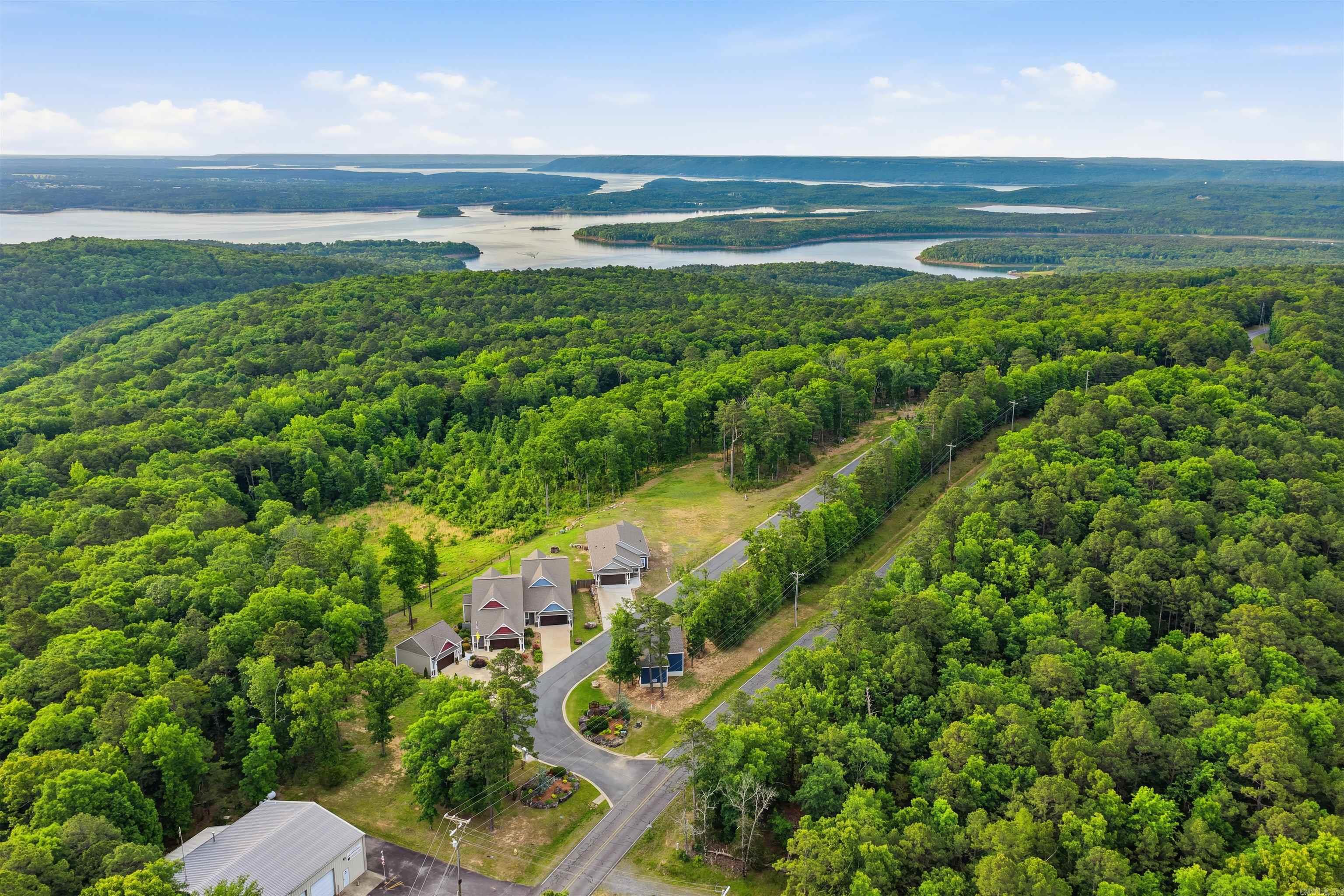 127 Osage Point Dr  Fairfield Bay, AR