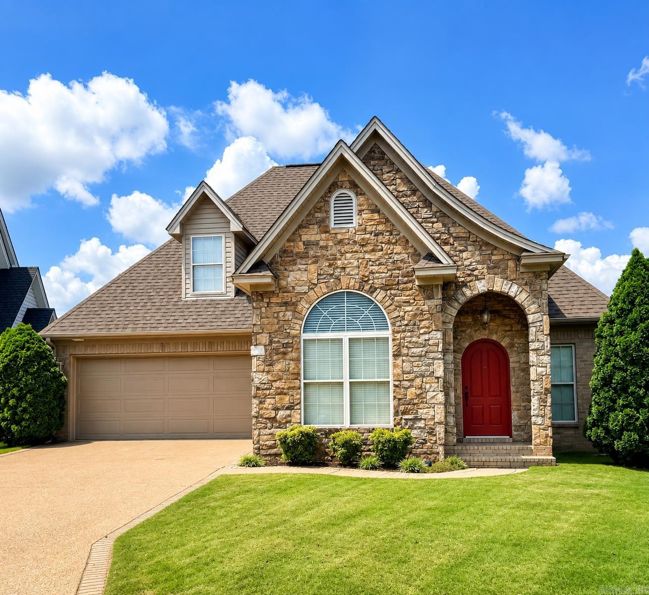 112 Cottage Lake  Searcy, AR