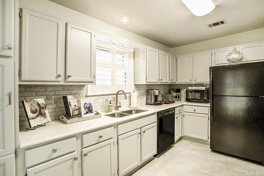 12501 Goldleaf Drive  Little Rock, AR