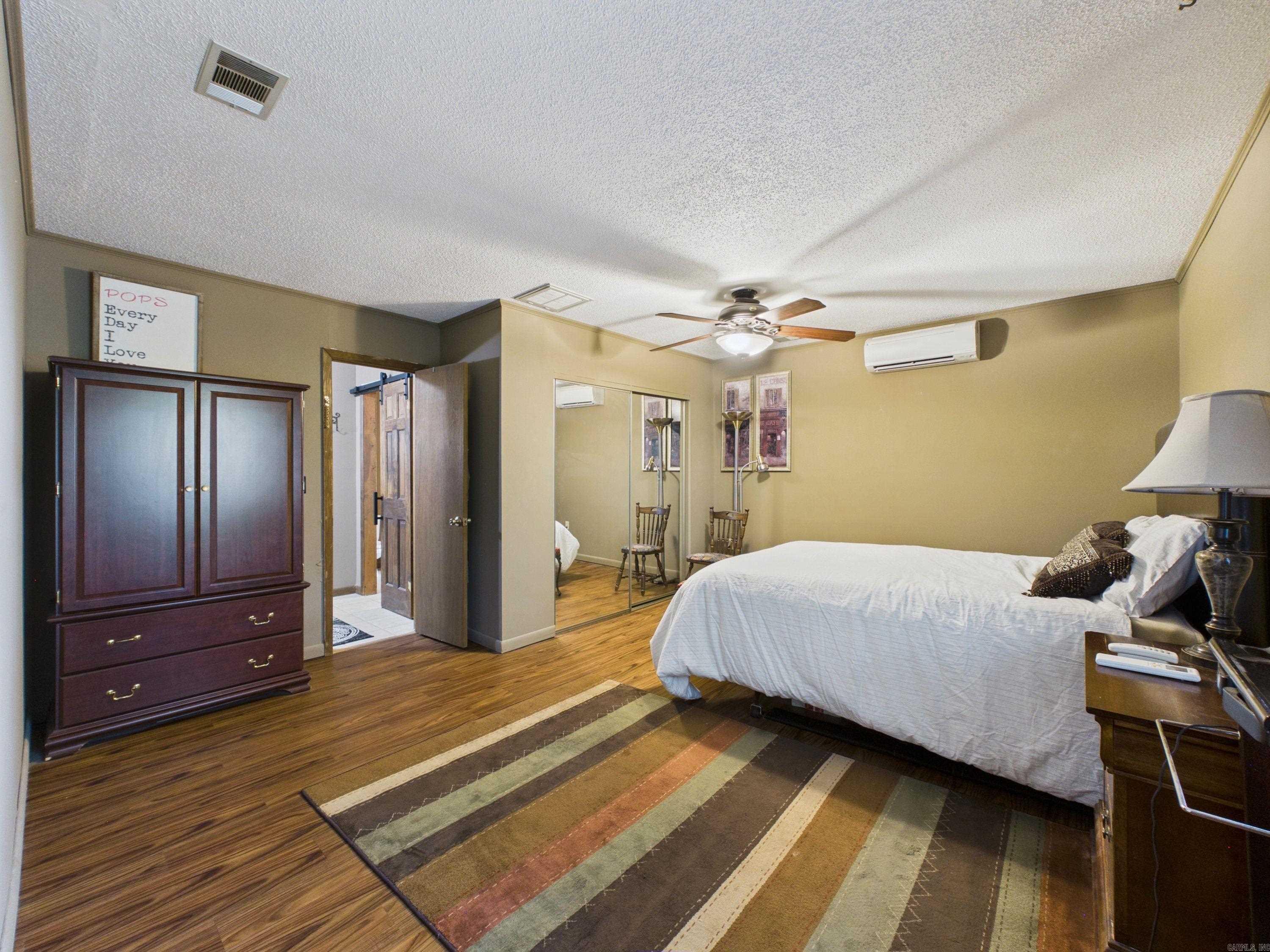 444 Cedar Cabin Lane  Calico Rock, AR