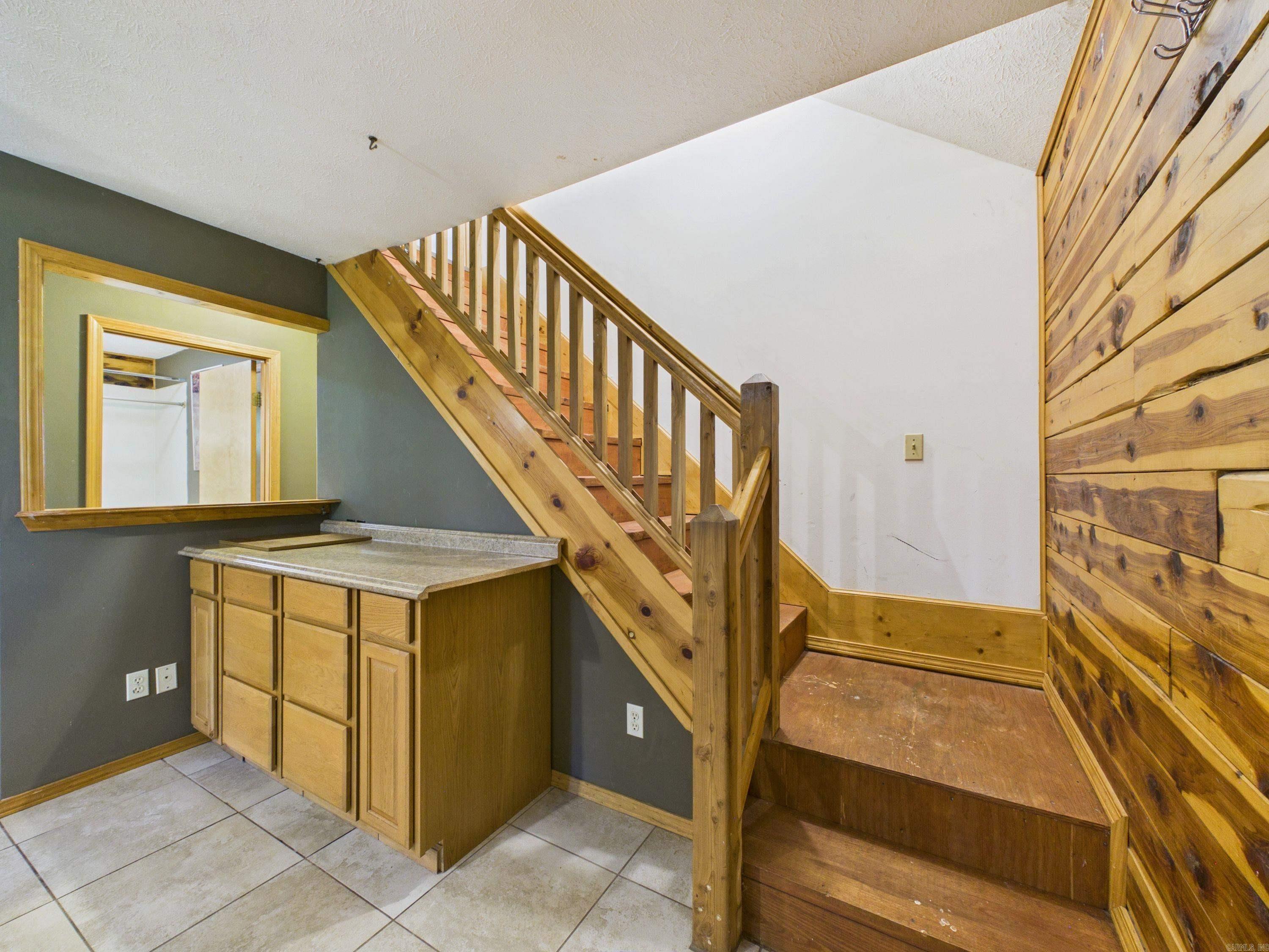 444 Cedar Cabin Lane  Calico Rock, AR