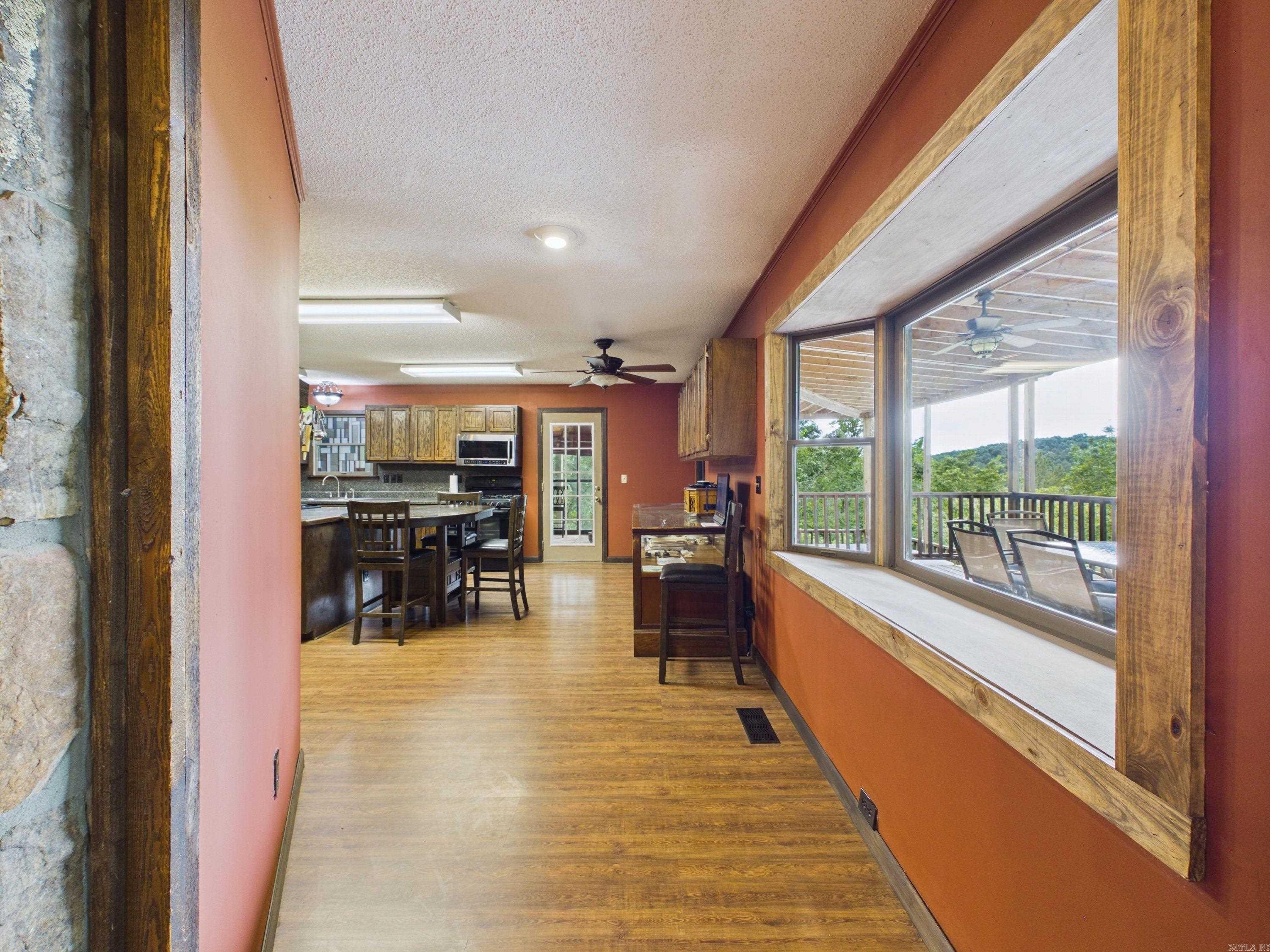 444 Cedar Cabin Lane  Calico Rock, AR