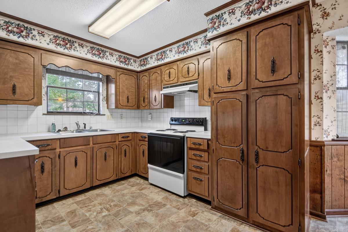 212 Calva Rd  Sherwood, AR