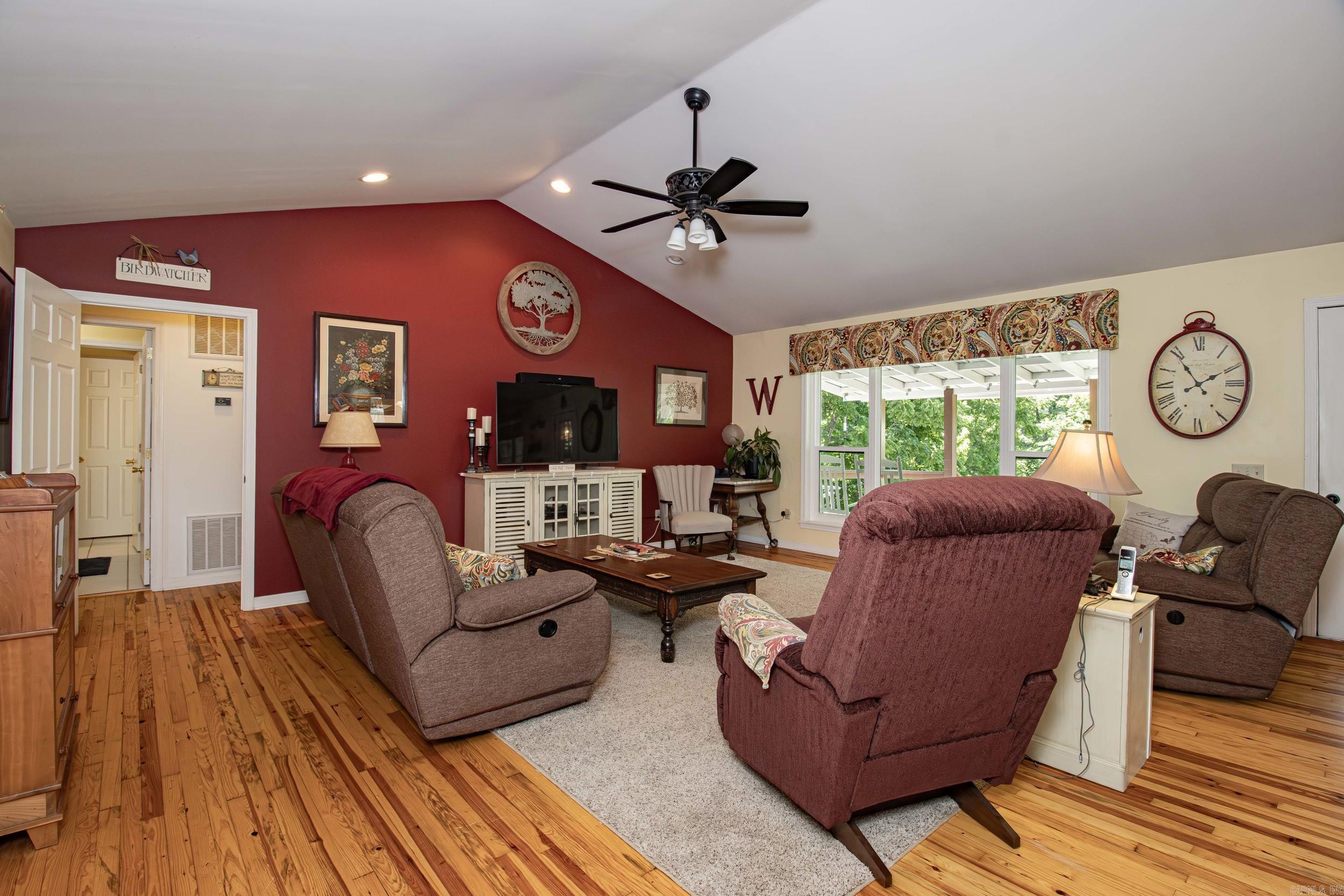 3582 Riverview  Norfork, AR