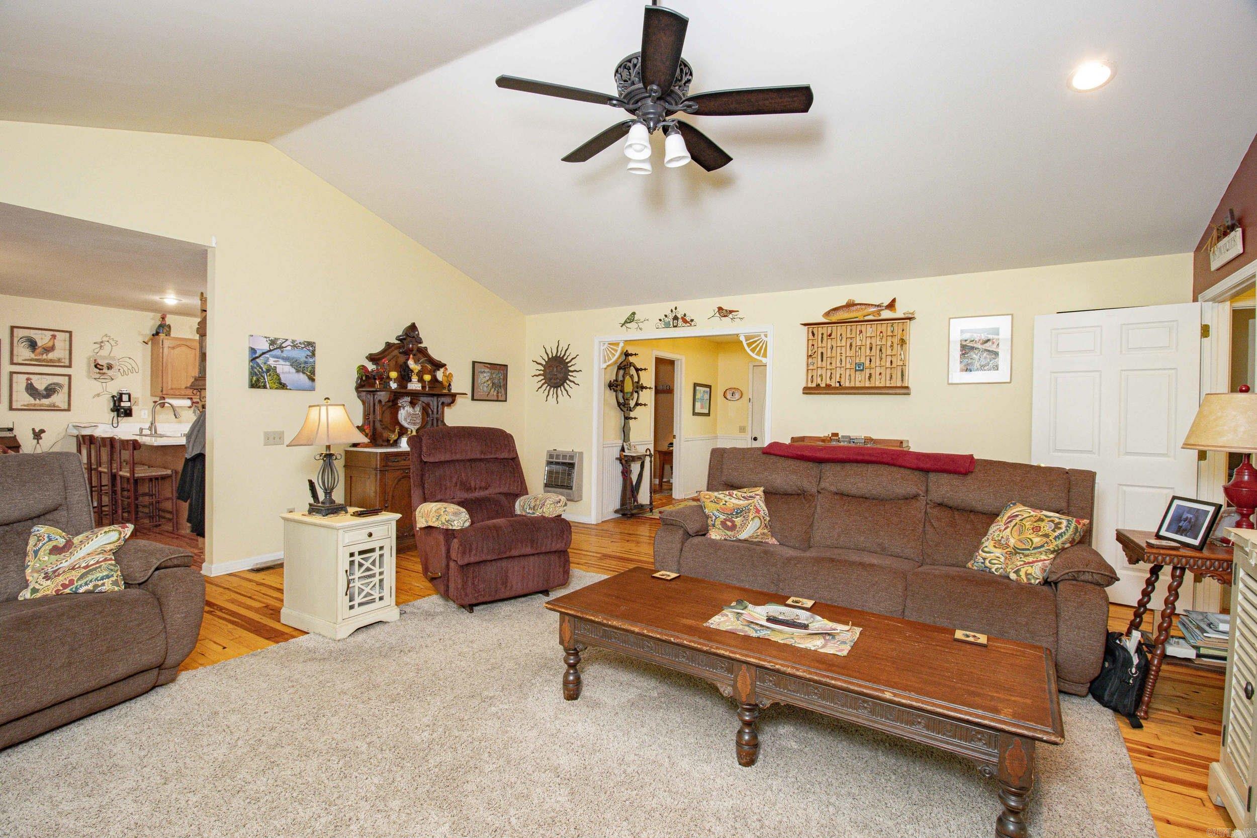 3582 Riverview  Norfork, AR