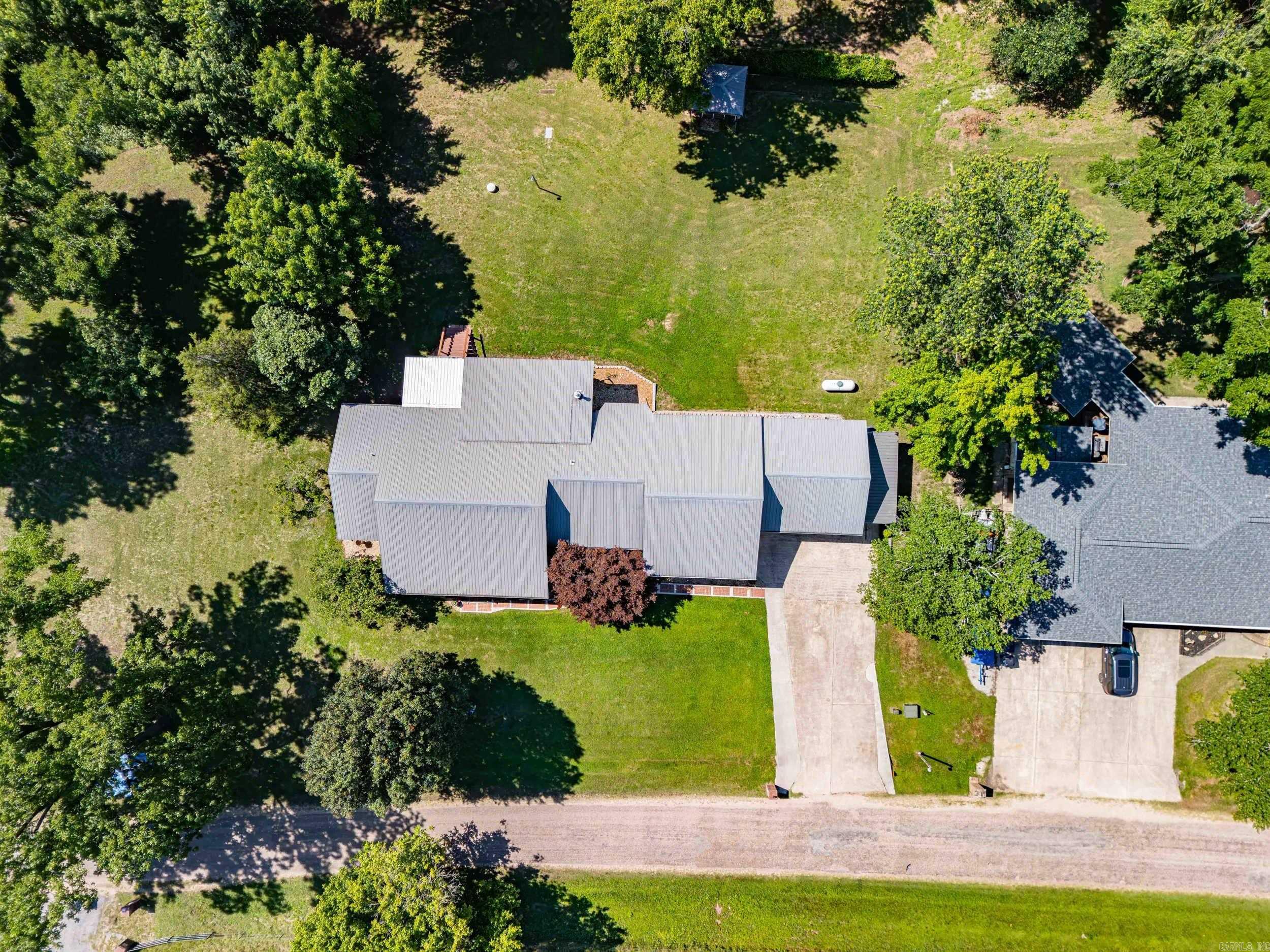 3582 Riverview  Norfork, AR