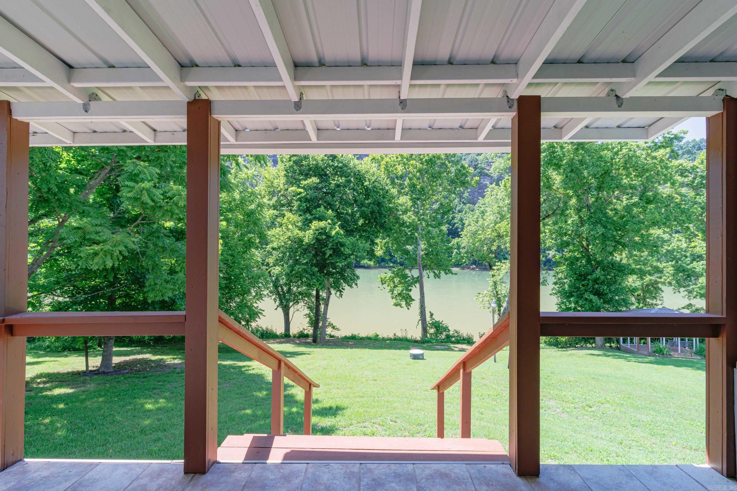 3582 Riverview  Norfork, AR