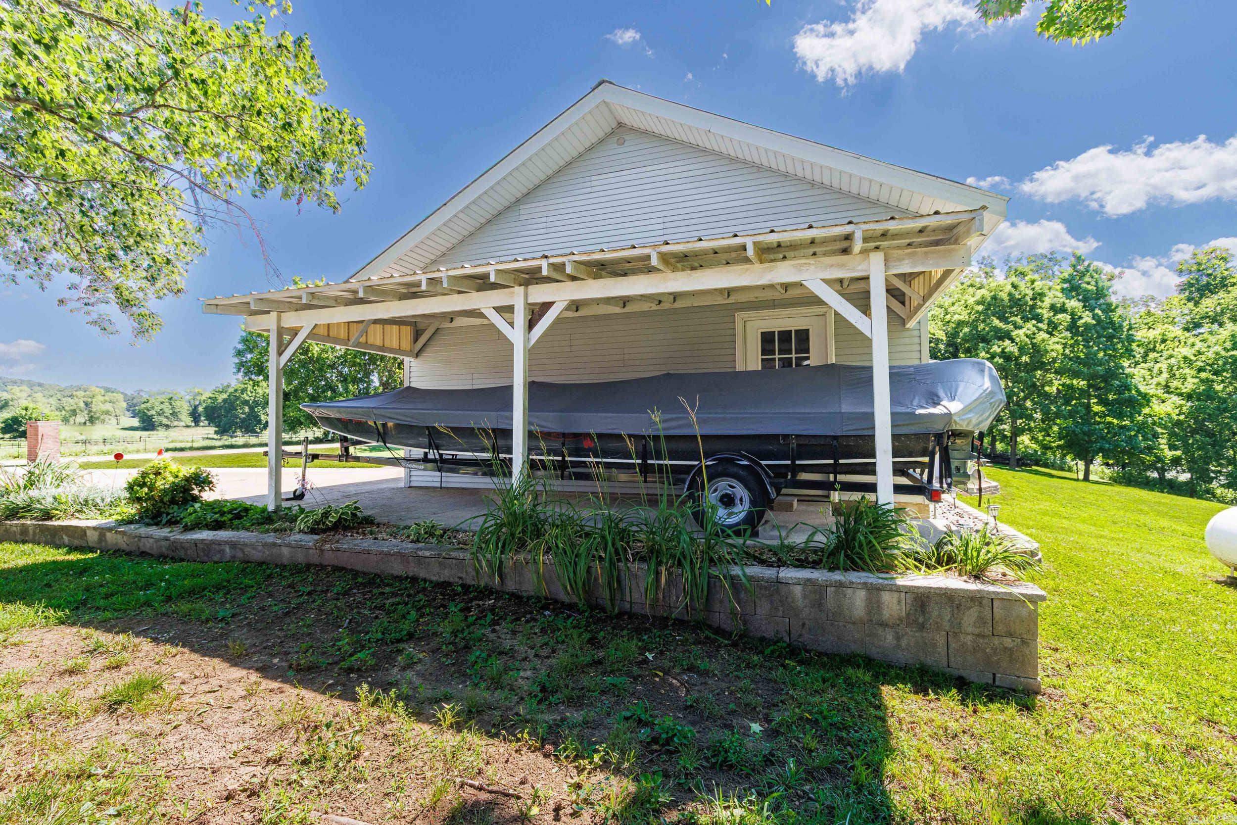 3582 Riverview  Norfork, AR