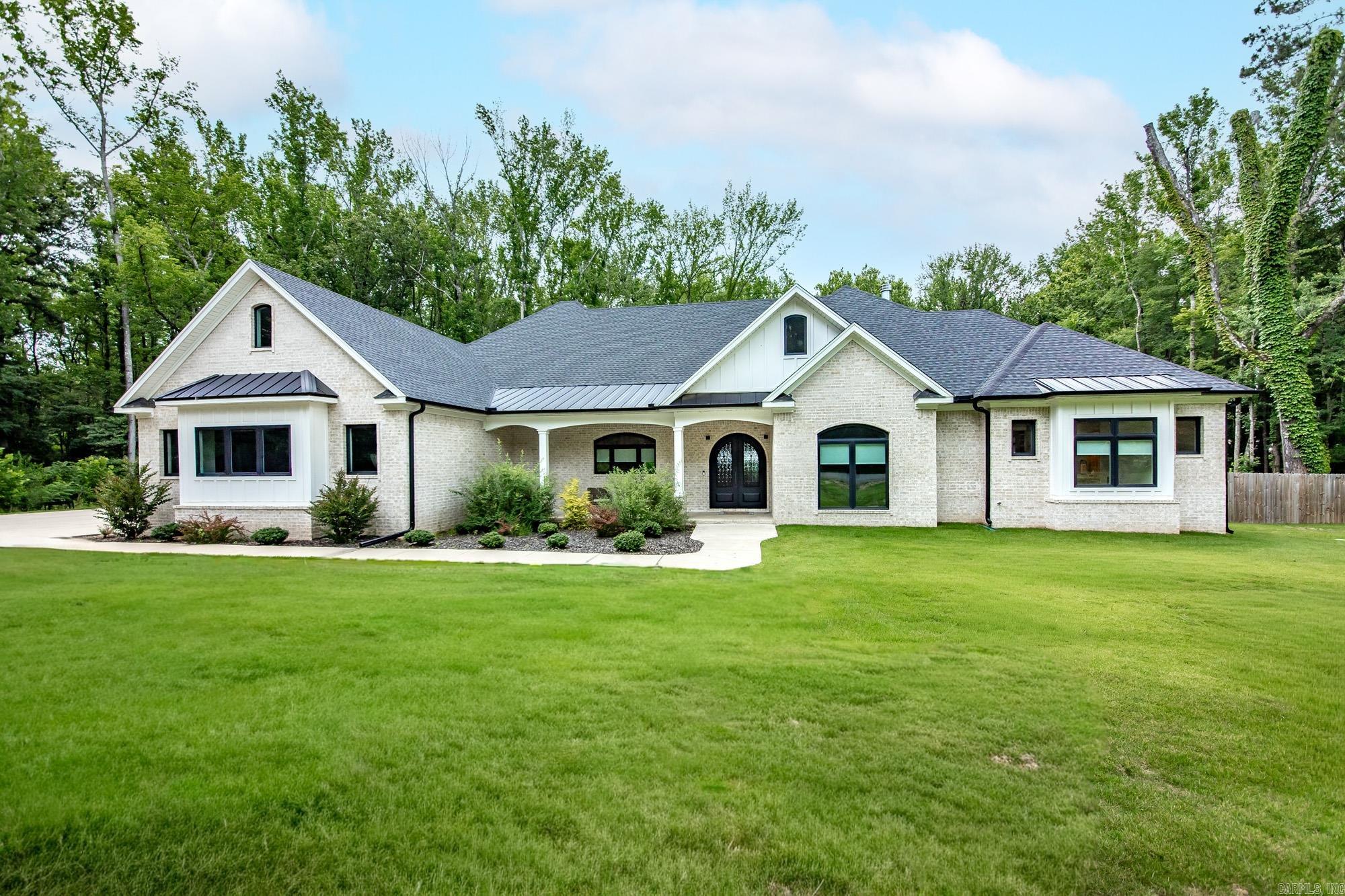 29 Woody  Cabot, AR