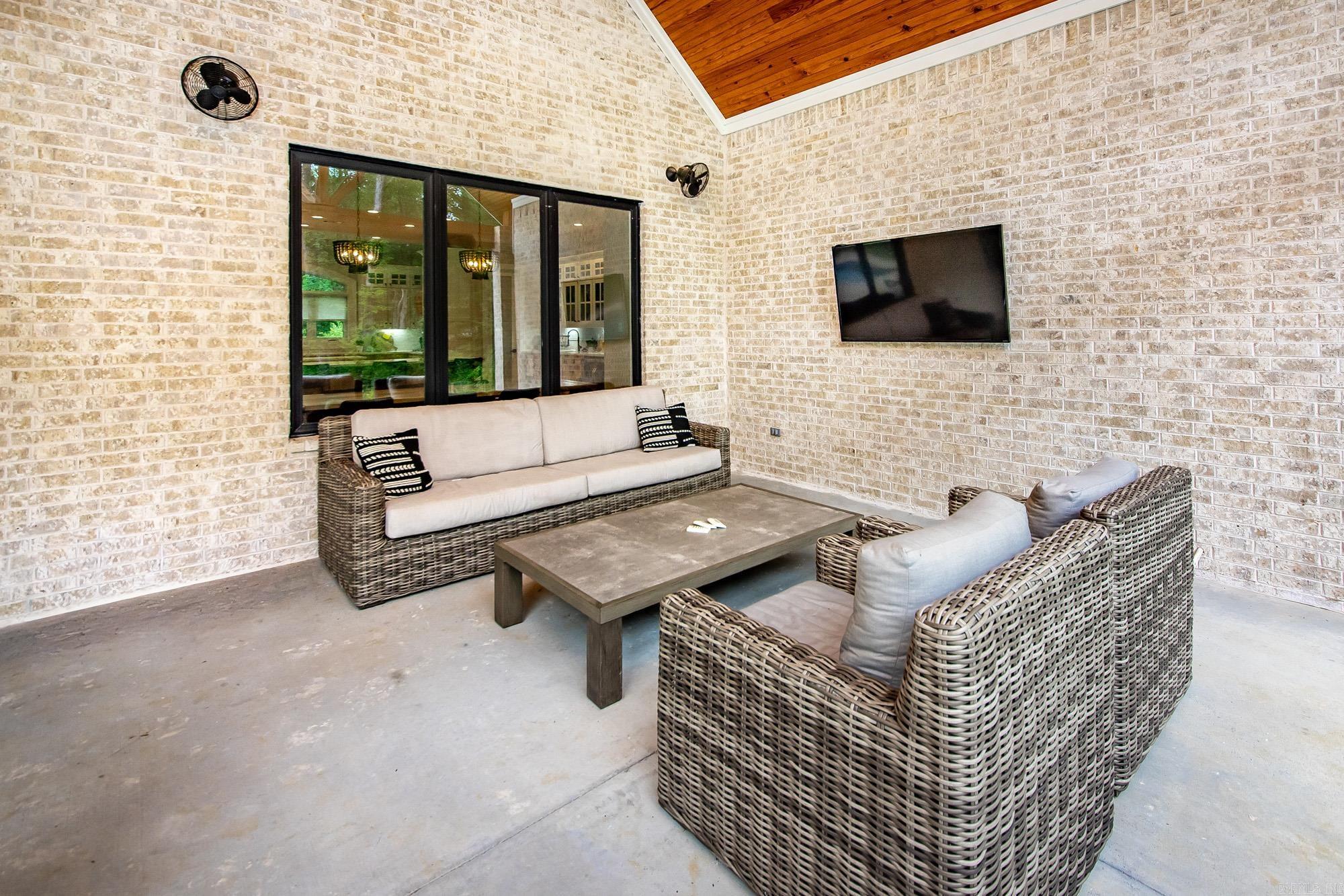 29 Woody  Cabot, AR