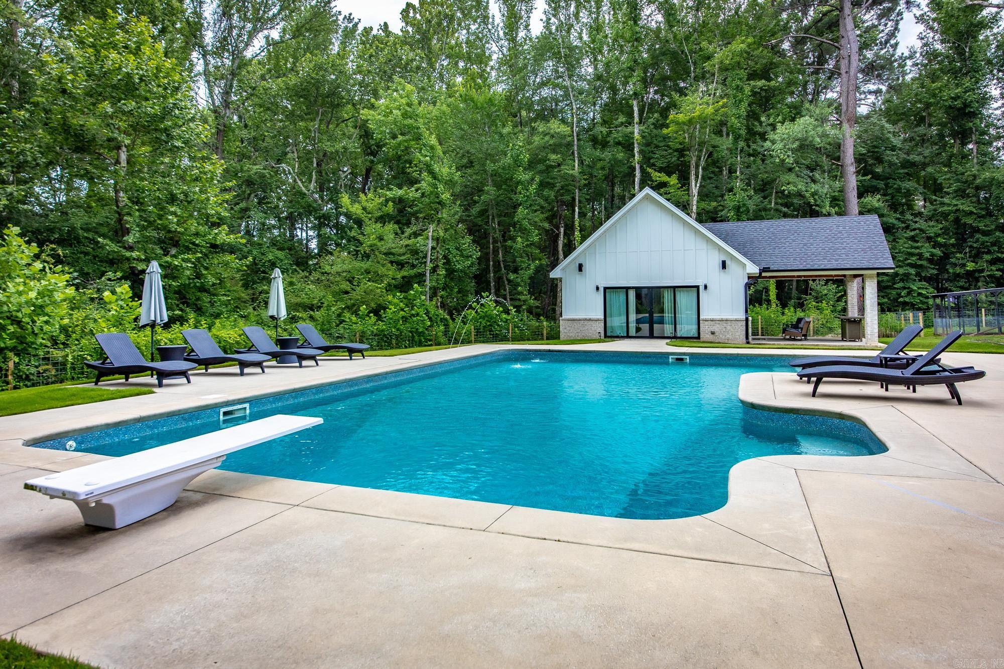 29 Woody  Cabot, AR
