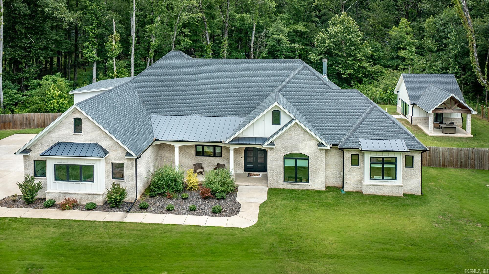29 Woody  Cabot, AR